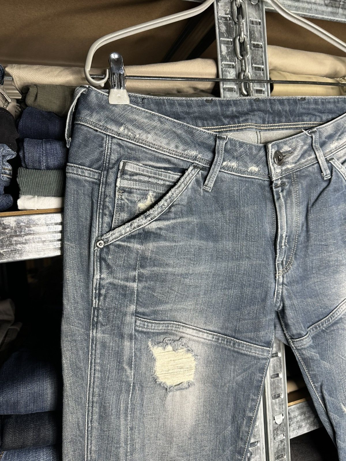 G-Star G-Star RAW 5620 3D Tapered Distressed Denim Jeans W31 L34 Size US 31 - 6 Thumbnail