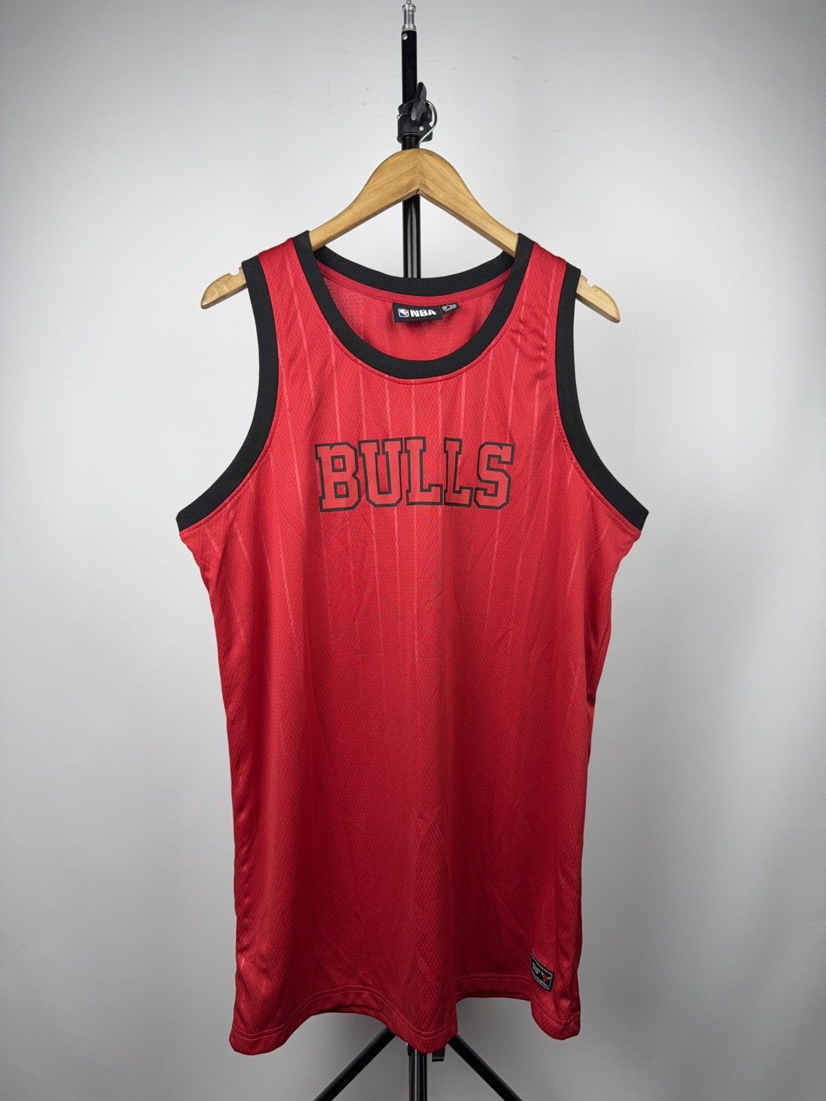 NBA 00s NBA Chicago Bulls Mesh Basketball Jersey tank top Size US L / EU 52-54 / 3 - 1 Thumbnail