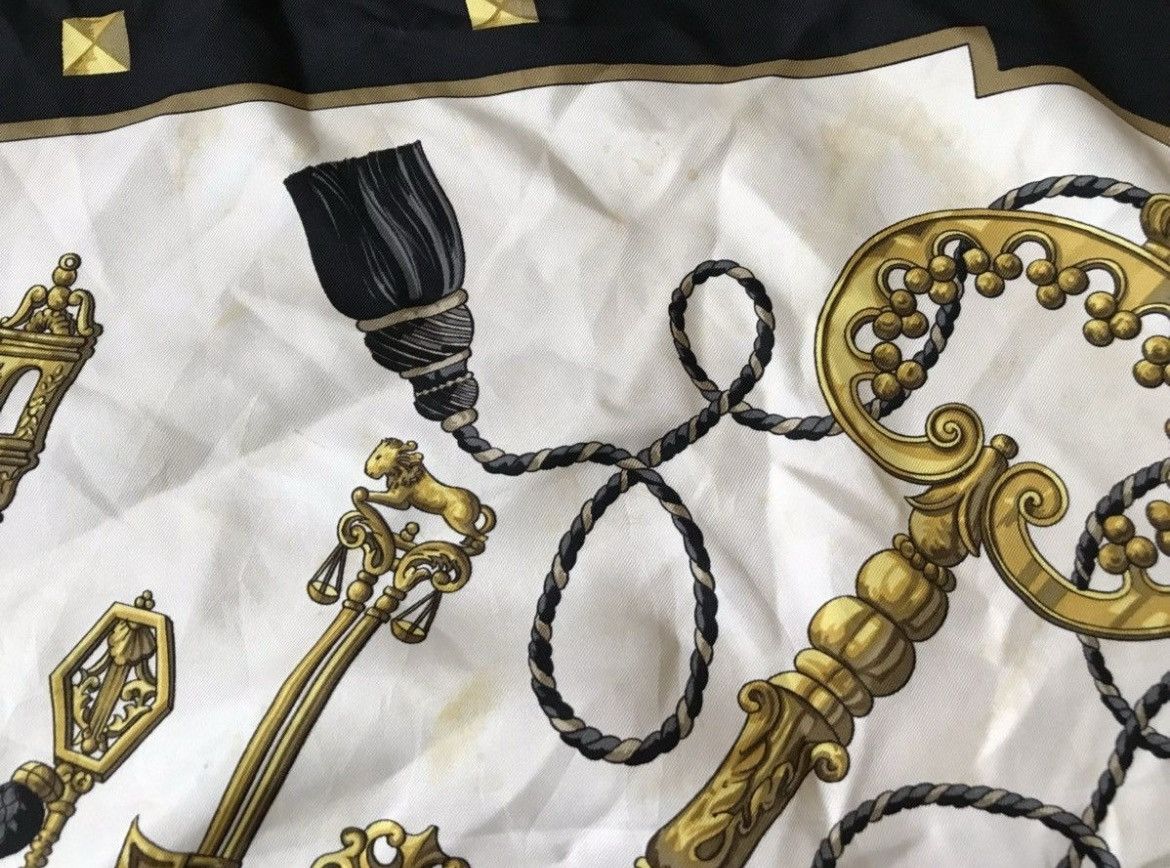 Hermes Paris Key Design Silk Scarf
