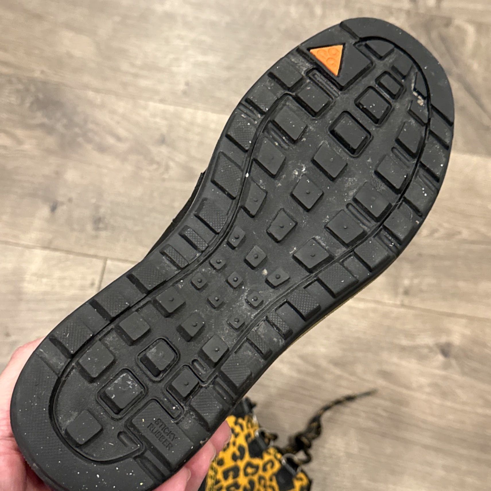 Nike Nike ACG Woodside CHUKA II Boots Women 8.5 Black Cheetah Animal Print Outdoor Sports 537345-700 Size US 8.5 / IT 38.5 - 7 Thumbnail