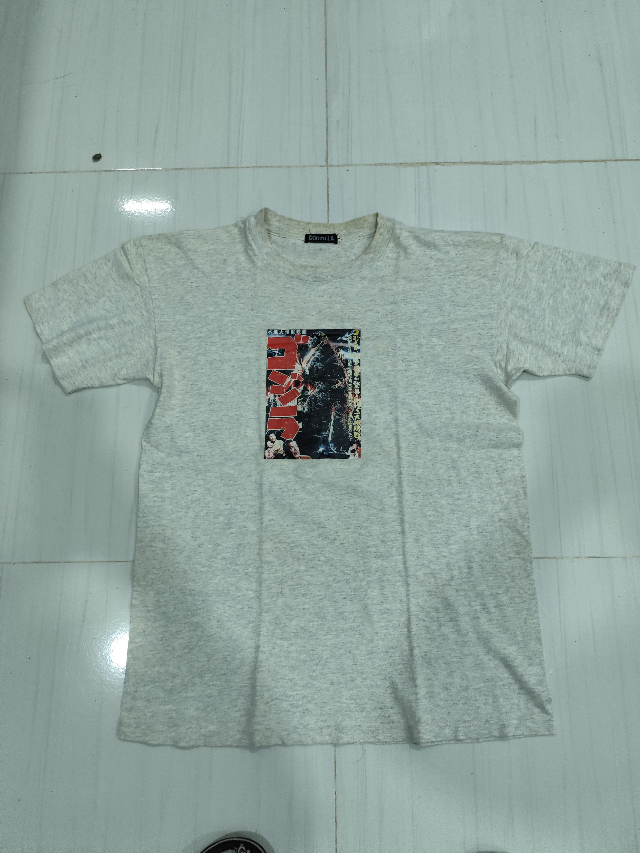 Vintage Vintage Japan Godzilla movie tee Size US L / EU 52-54 / 3 - 1 Thumbnail