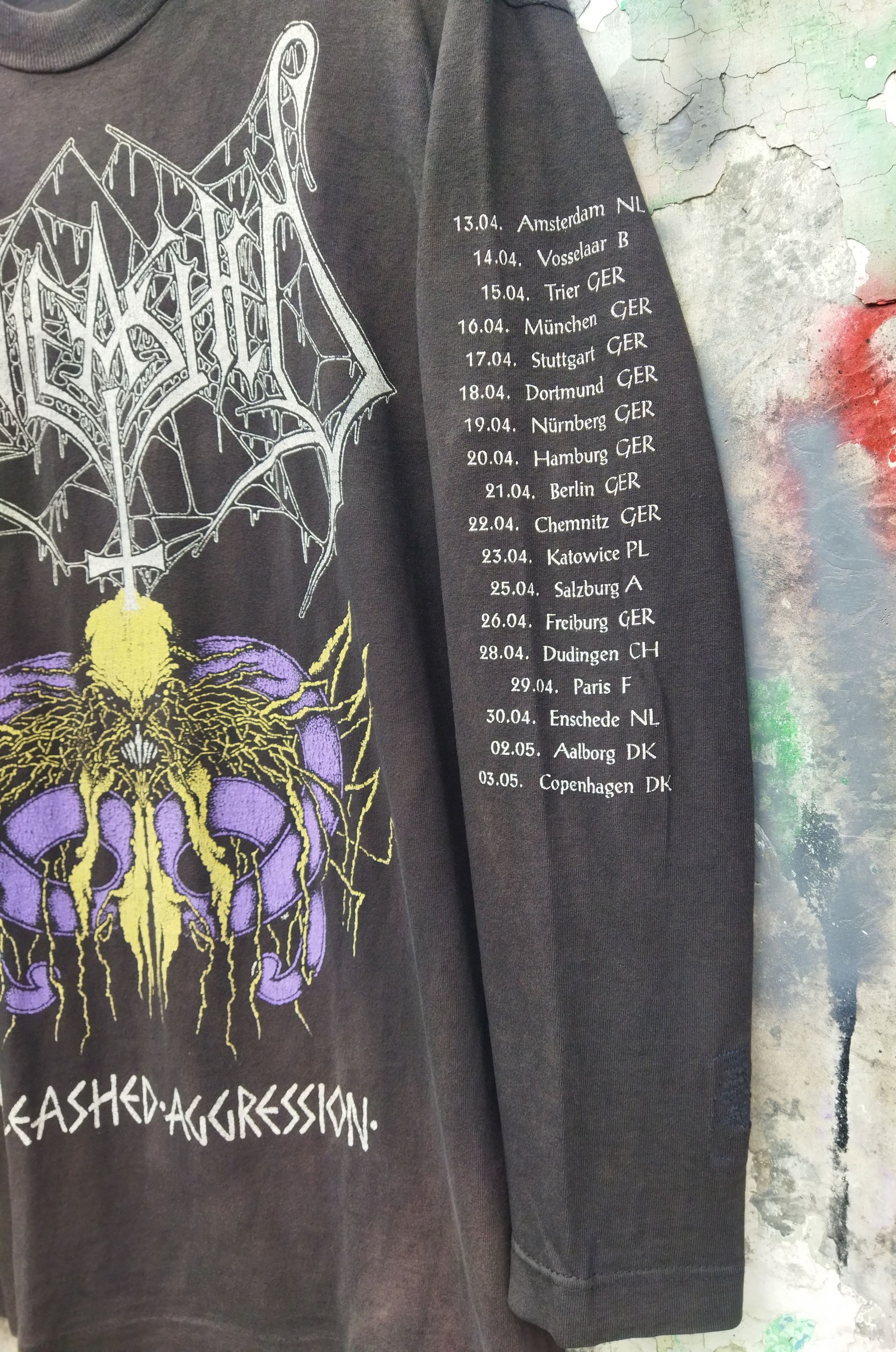 Band Tees Vintage tour 1995 UNLEASHED Size US M / EU 48-50 / 2 - 4 Thumbnail