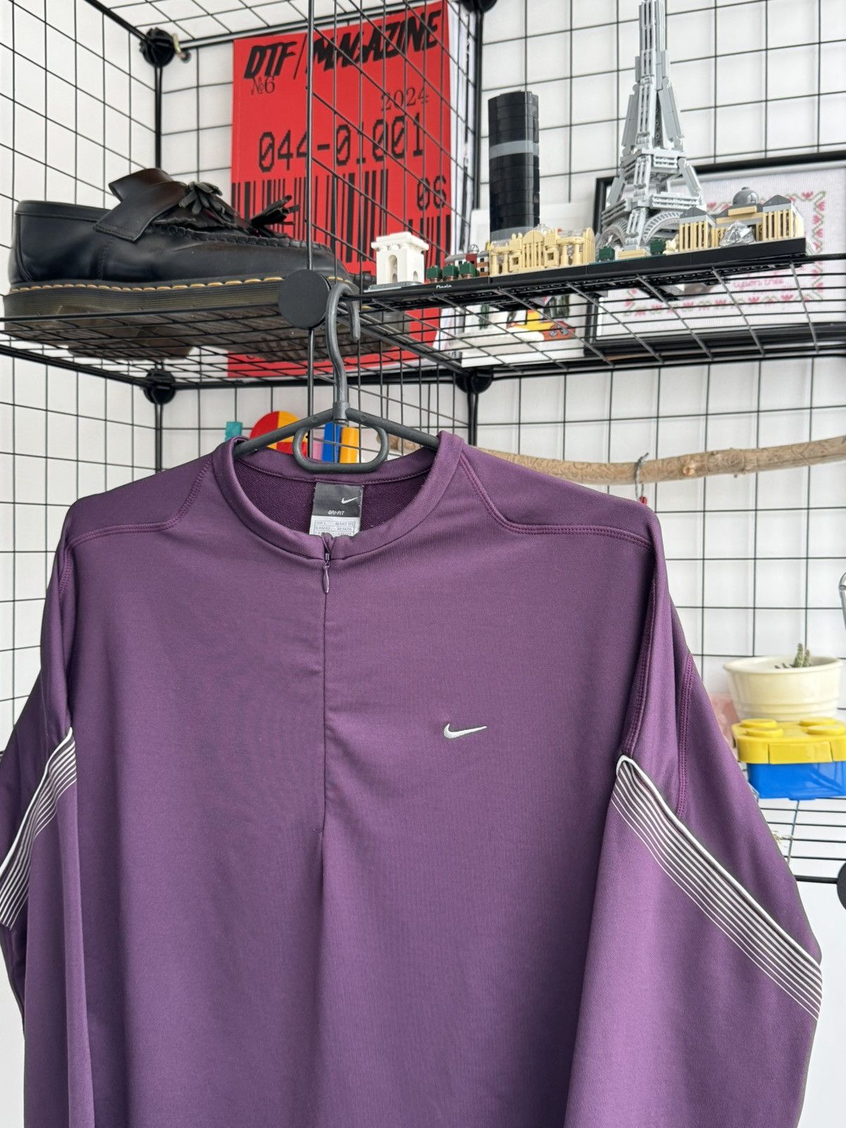 Nike Vintage Nike Dri Fit Thermal Running Long Sleeve Size US S / EU 44-46 / 1 - 4 Thumbnail