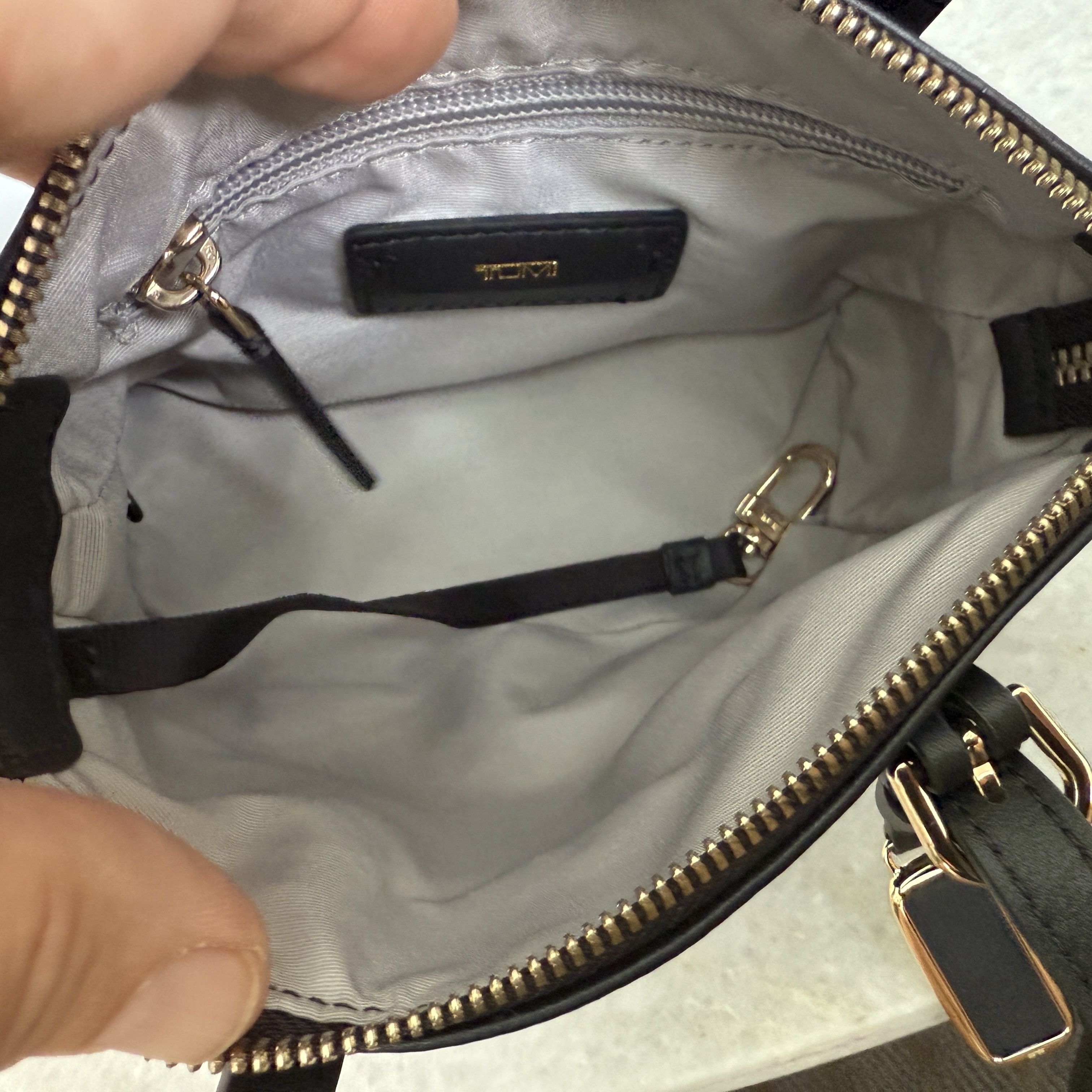 Tumi Tumi Voyageur Yuma Mini 100 Tote Bag - BLACK w/ GOLD Size ONE SIZE - 13 Thumbnail