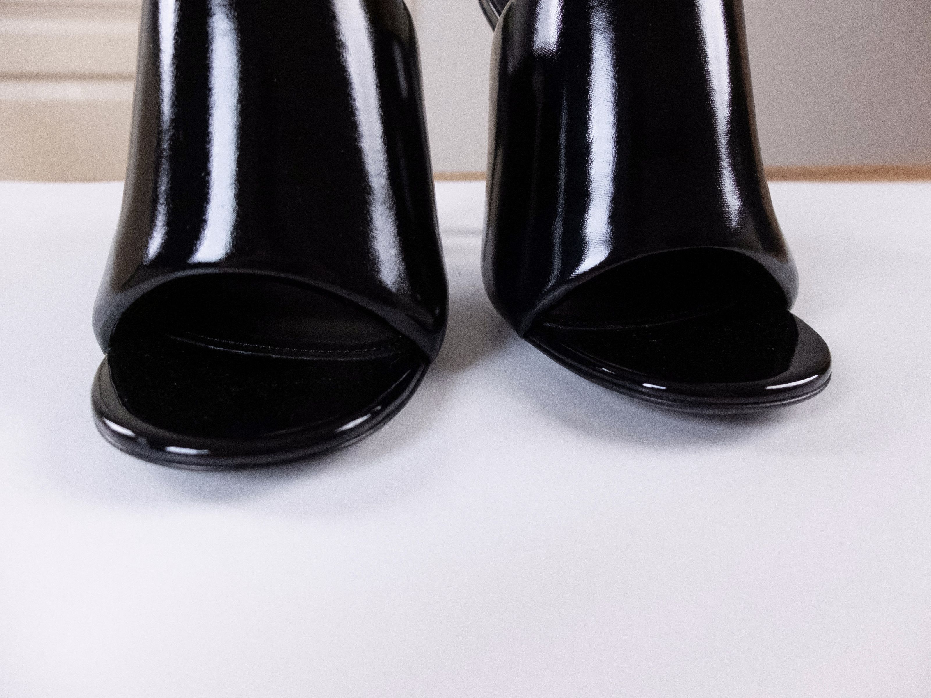 The Attico THE ATTICO Rem black varnish faux leather mules sandals 8 38 Size US 8 / IT 38 - 7 Thumbnail