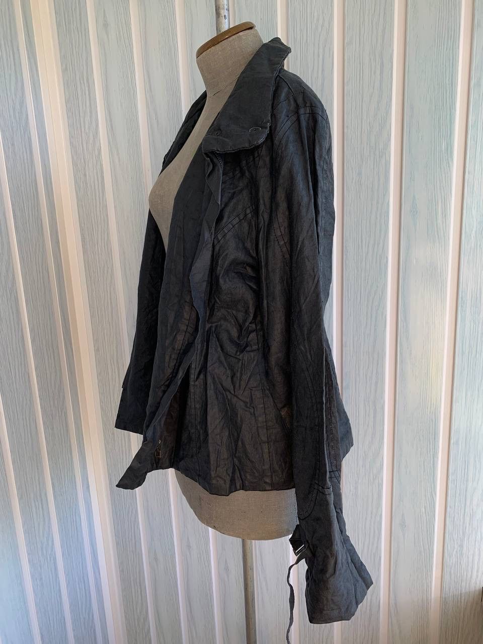 Japanese Brand × Sarah Pacini SARAH PACINI Navy Ramie & Resin Blend Mock Geometric Jacket Size S / US 4 / IT 40 - 9 Thumbnail