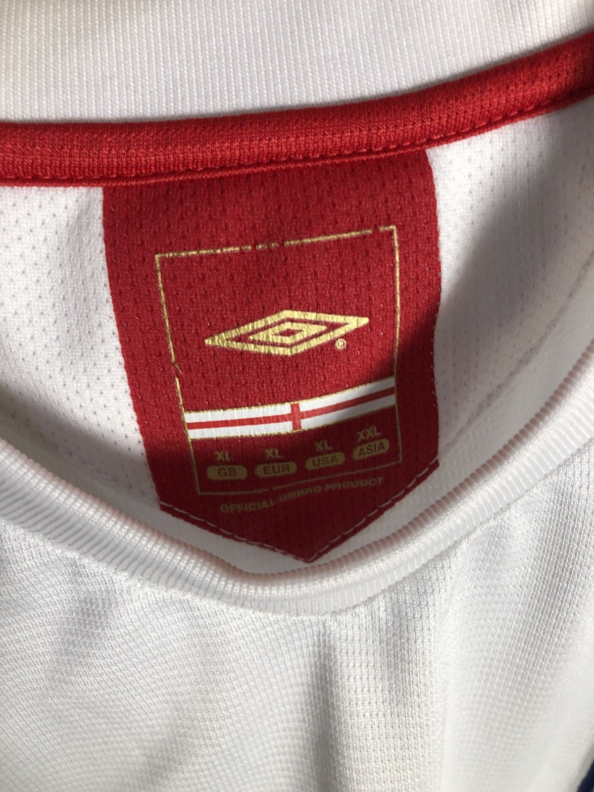 Vintage VERY RARE UMBRO ENGLAND MANCHESTER RETRO SOCCER JERSEY 90s Size US XL / EU 56 / 4 - 4 Thumbnail