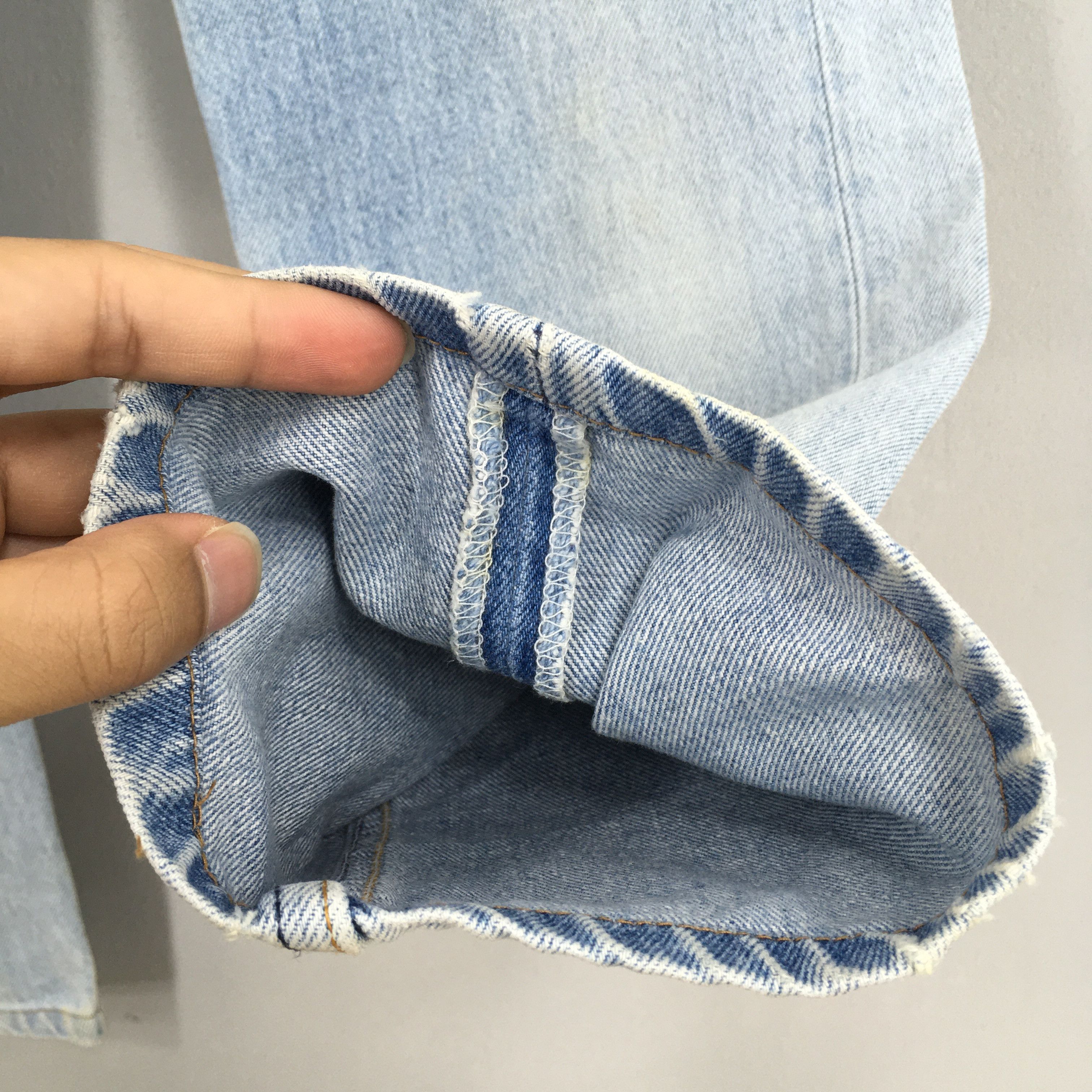 Levi's Size 28x28 Vintage 90s Levi's 501 Faded Blue Jeans S1813 Size US 28 / EU 44 - 5 Thumbnail