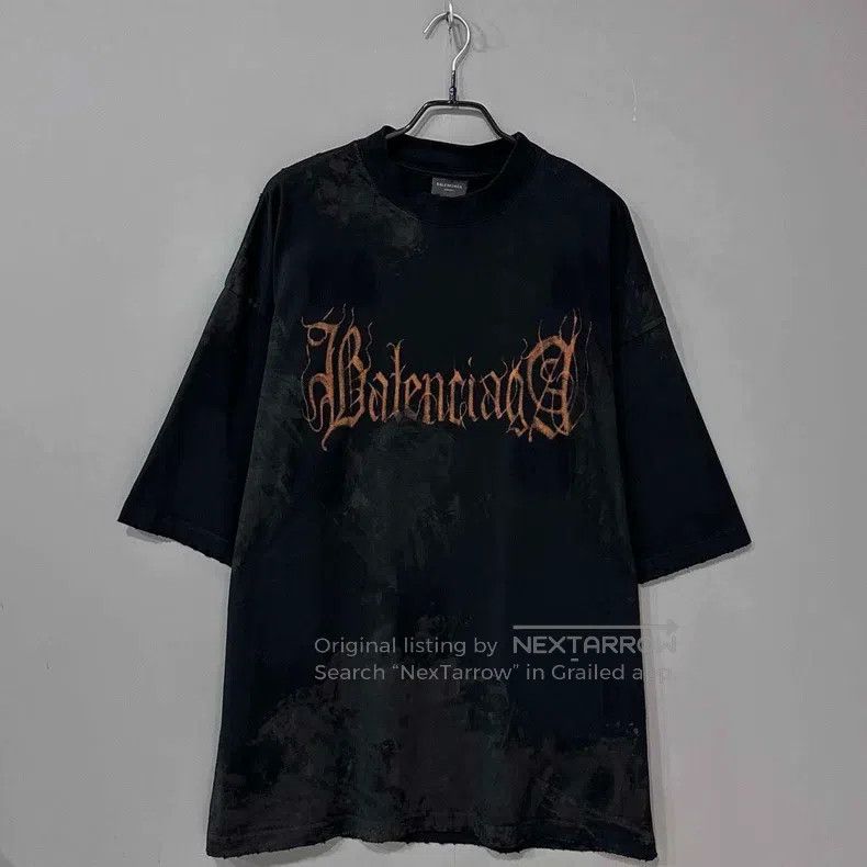 Balenciaga Balenciaga Mud-dyed distressed Sanskrit short-sleeve Size US L / EU 52-54 / 3 - 1 Thumbnail