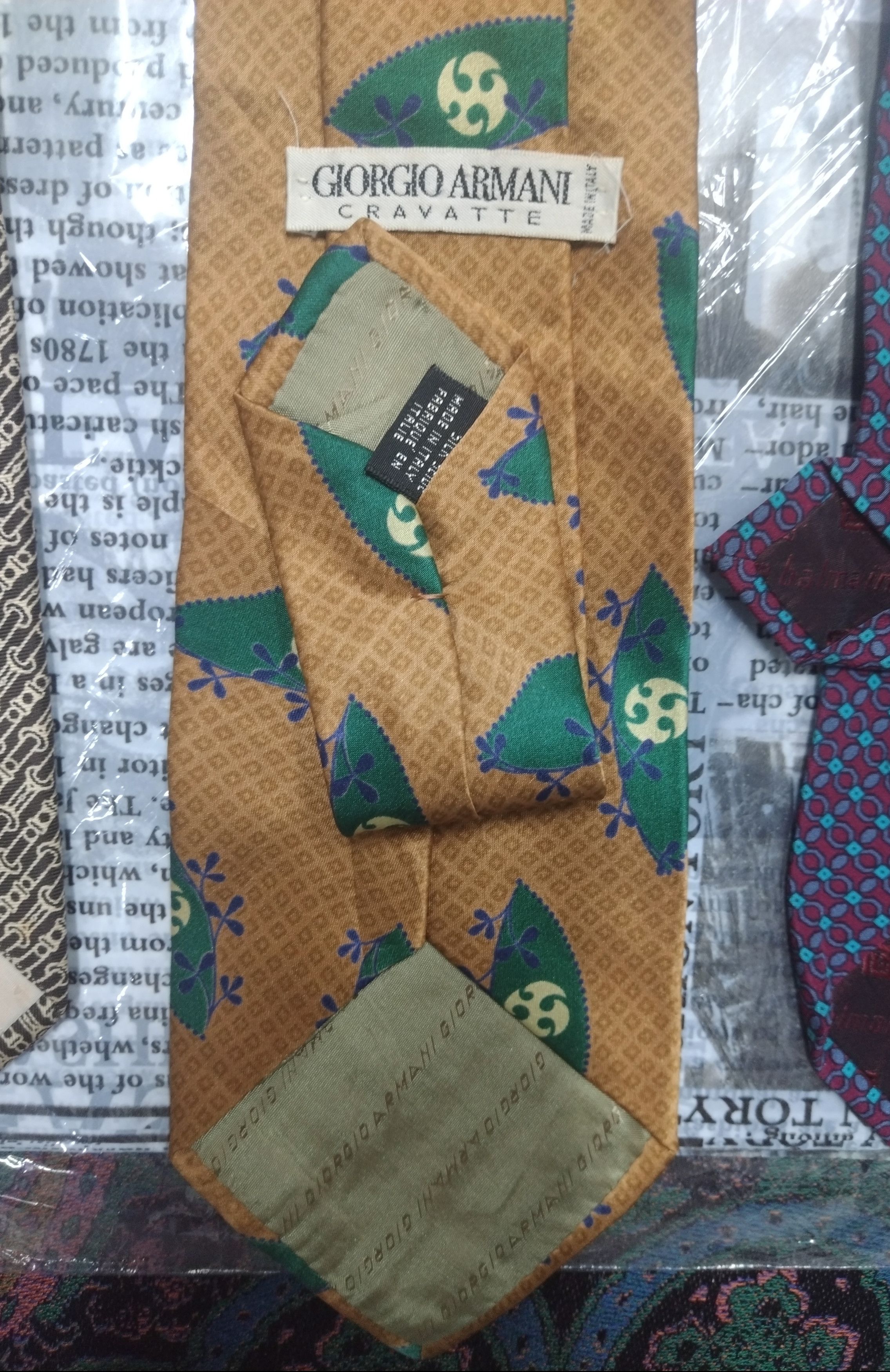 The Tie Bar × Vintage Lot of 3 VTG CELINE GIORGIO ARMANI & PIERRE BALMAIN NECKTIE Size ONE SIZE - 7 Thumbnail