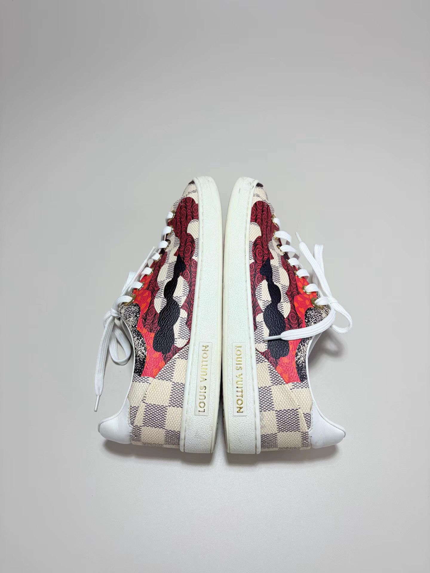Louis Vuitton LOUIS VUITTON Damier Graffiti Sneakers K1 Size US 6 / IT 36 - 5 Thumbnail