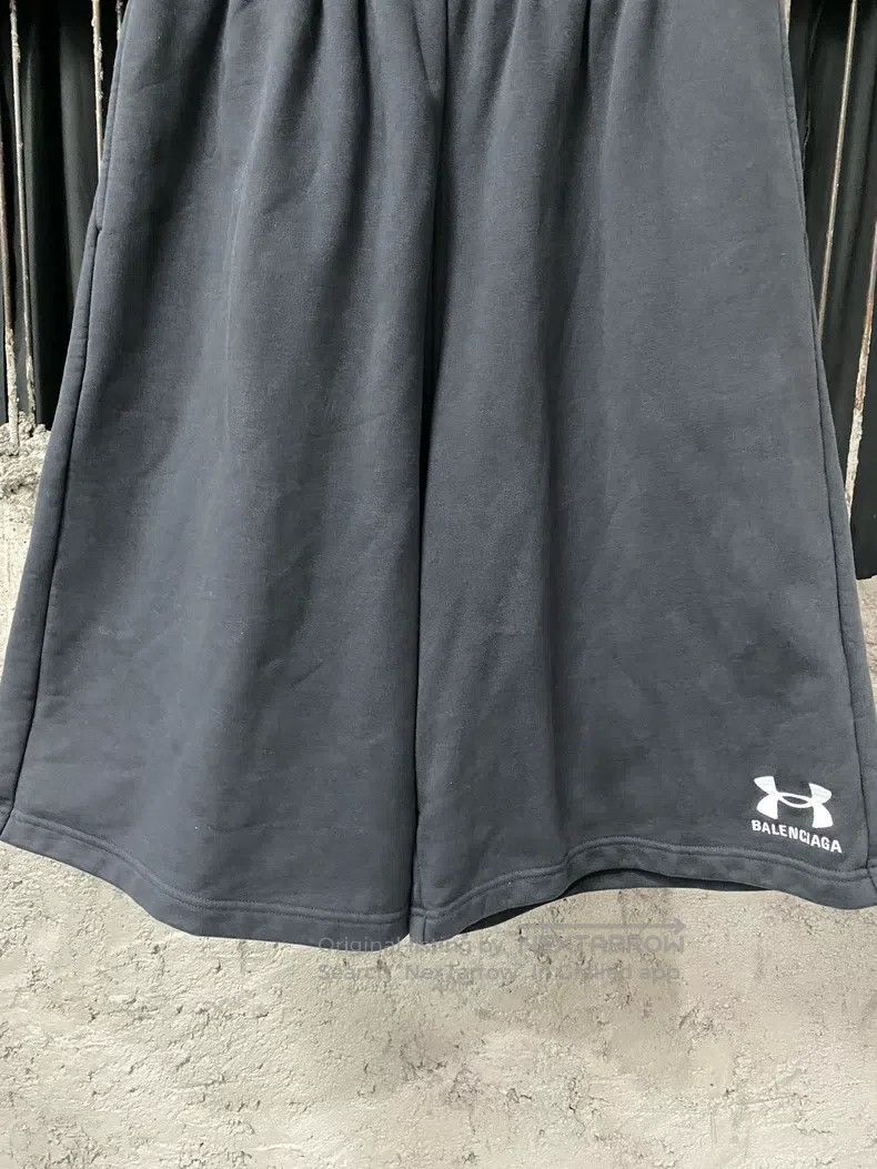 Balenciaga Balenciaga size S Embroidered Shorts Size US 27 - 4 Thumbnail