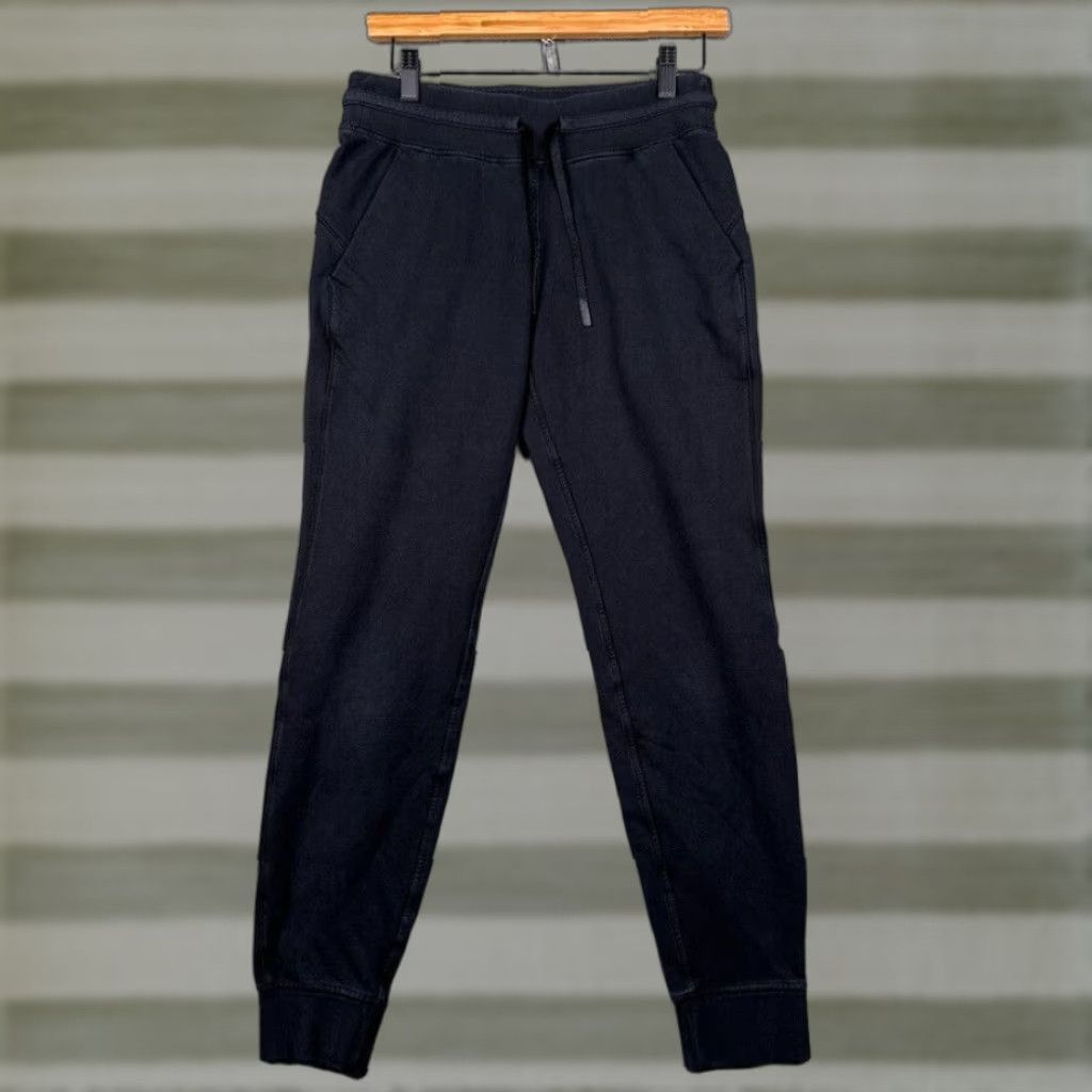 Lululemon Women's Joggers Size Black Activewear Stretch