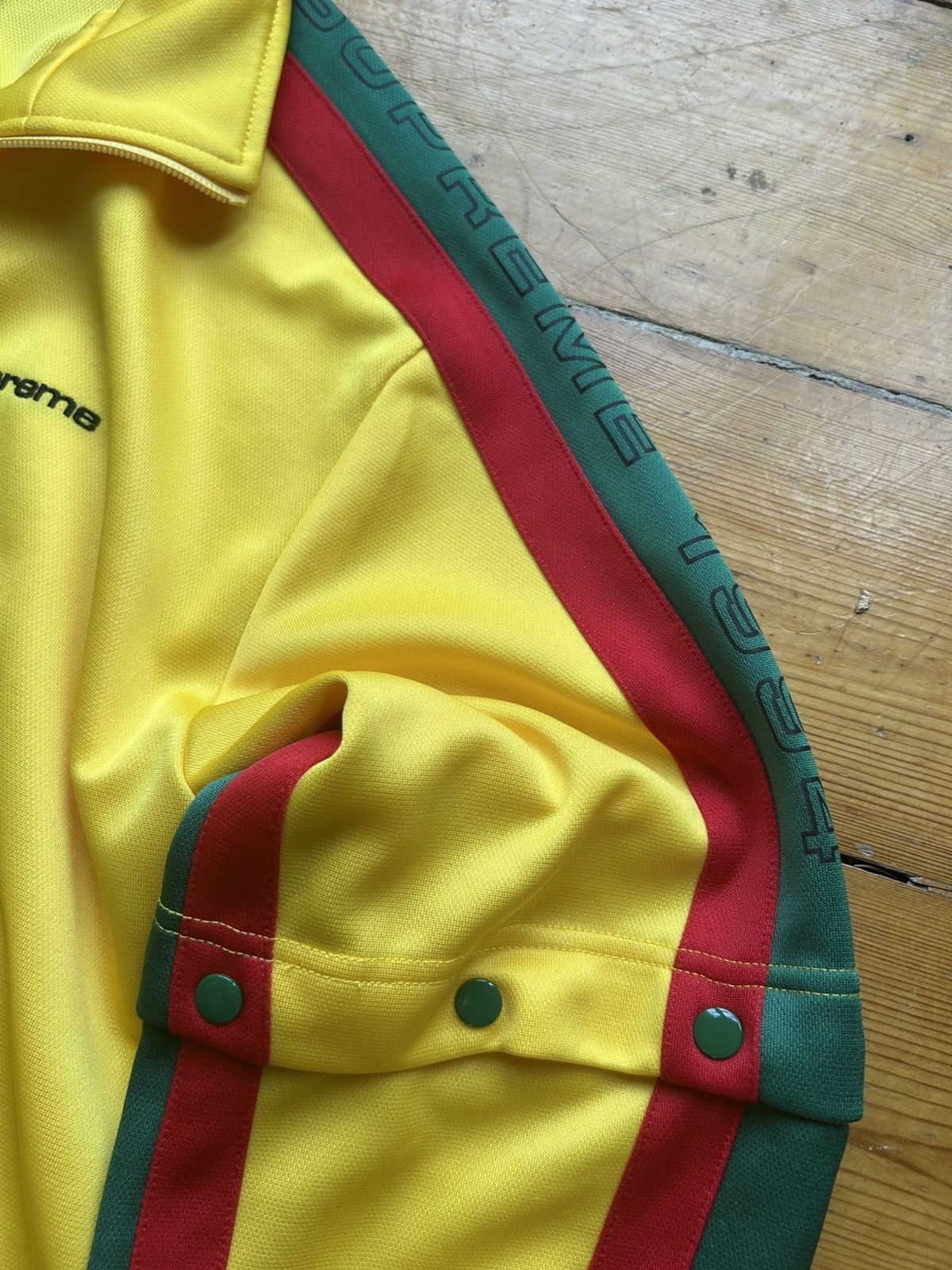 Supreme × Umbro supreme x umbro 2023 snap sleeve track jacket Size US S / EU 44-46 / 1 - 5 Thumbnail
