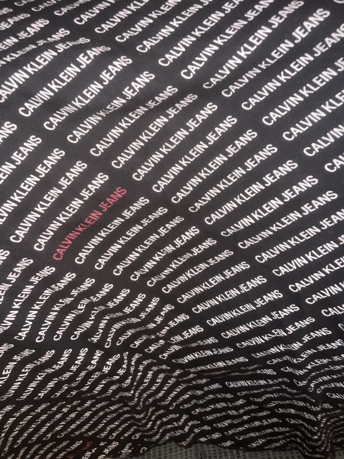 Calvin Klein Calvin Klein All-Over Tee Size US M / EU 48-50 / 2 - 2 Thumbnail