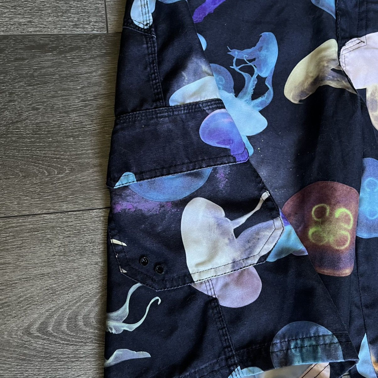 Nike Vintage Nike 6.0 Jellyfish All Over Print Swim Trunks Shorts Size US 30 / EU 46 - 5 Thumbnail