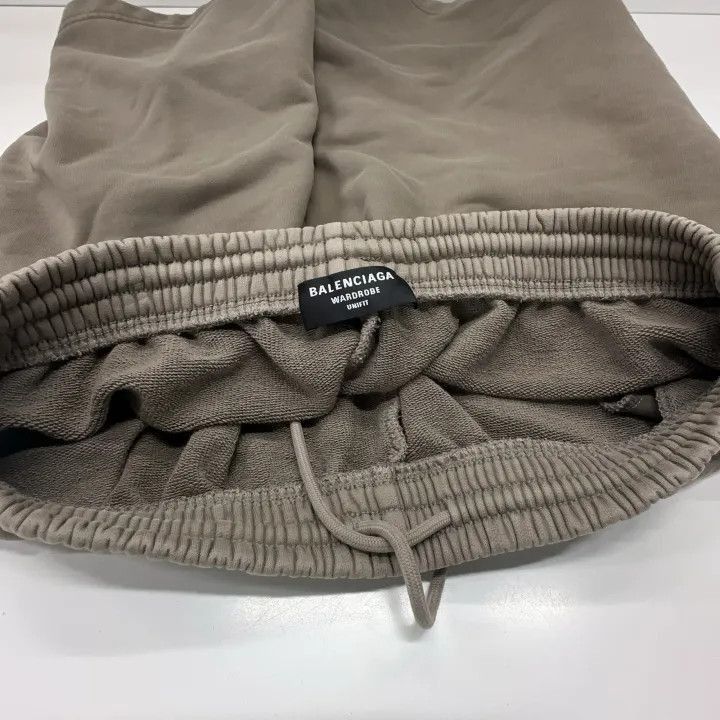 Balenciaga Balenciaga Balenciaga SS22 Logo Print Relaxed Shorts -2507 Size US 26 / EU 42 - 7 Thumbnail