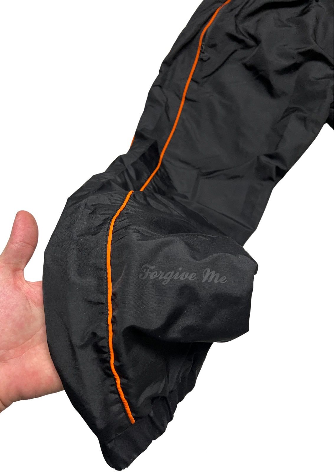 Syna World Shell Tracksuit “BLACK/ORANGE” - Tops