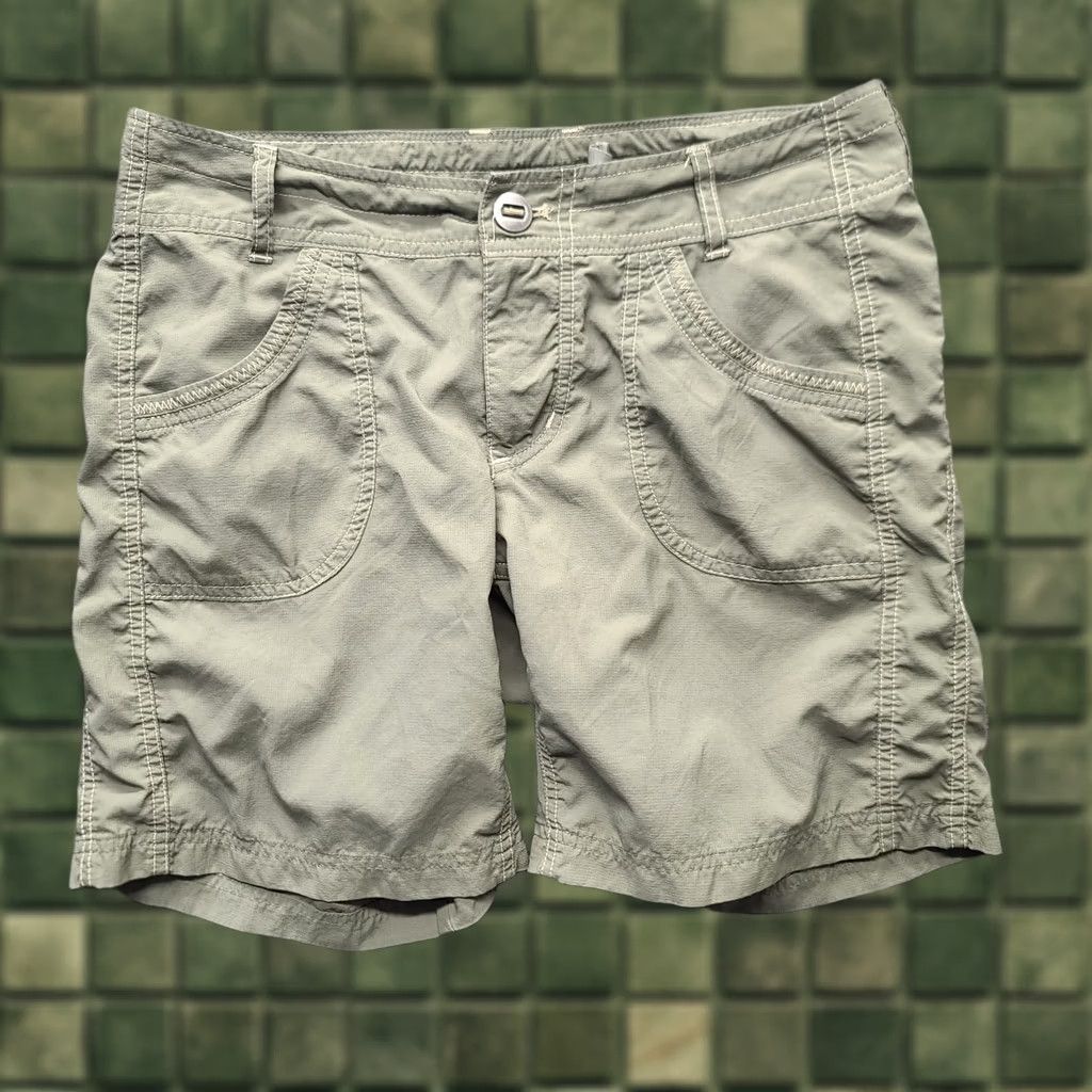Vintage Kuhl Shorts Womens 6 Trekr Regular Fit Mid Rise Quick Dry Outdoors Hiking Cargo Pocket Green Nylon 7 in Inseam Size 28" / US 6 / IT 42 - 1 Thumbnail