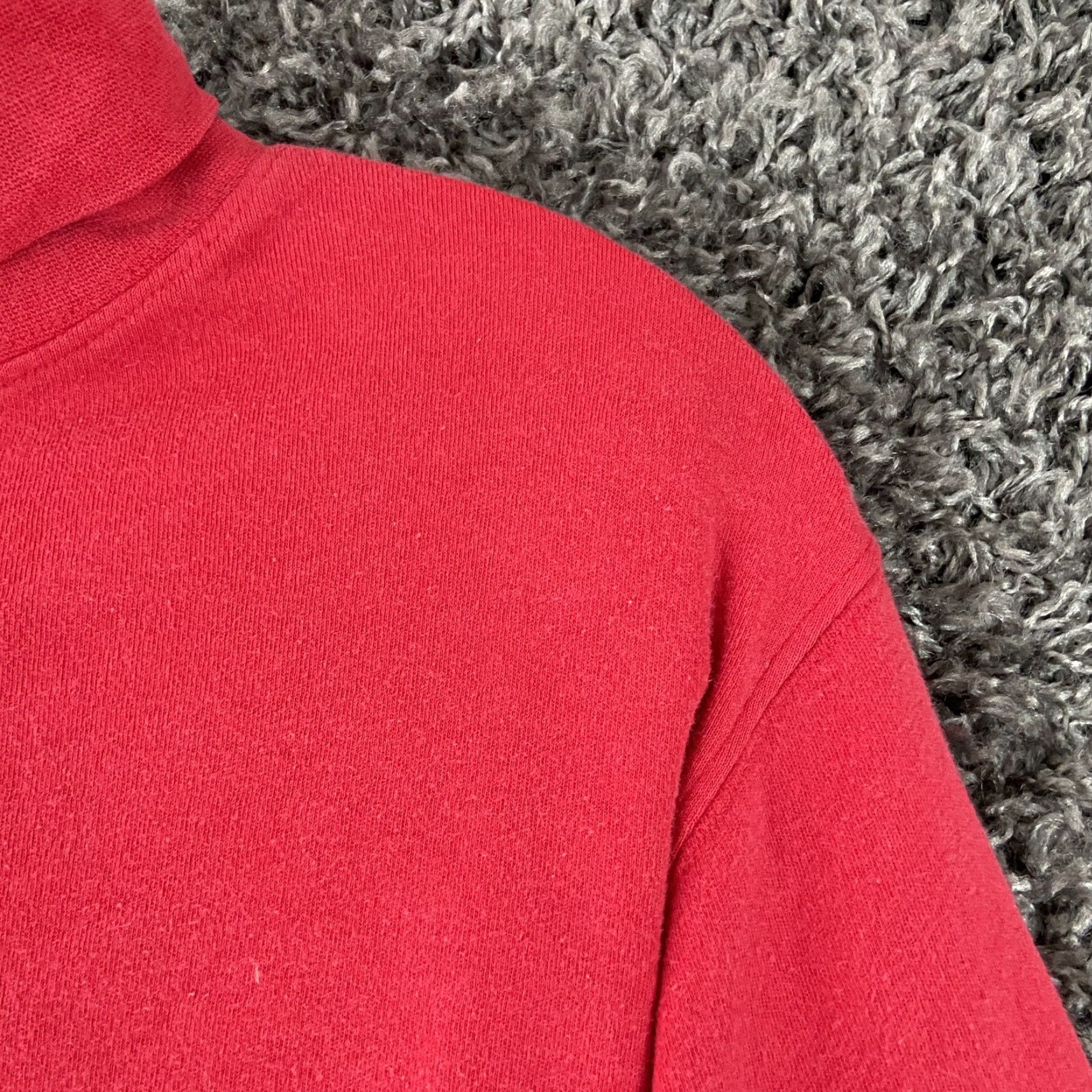Vintage VINTAGE Warner Bros Tweety Blouse Shirt Women Red Turtle Neck Long Sleeve M Size M / US 6-8 / IT 42-44 - 4 Thumbnail