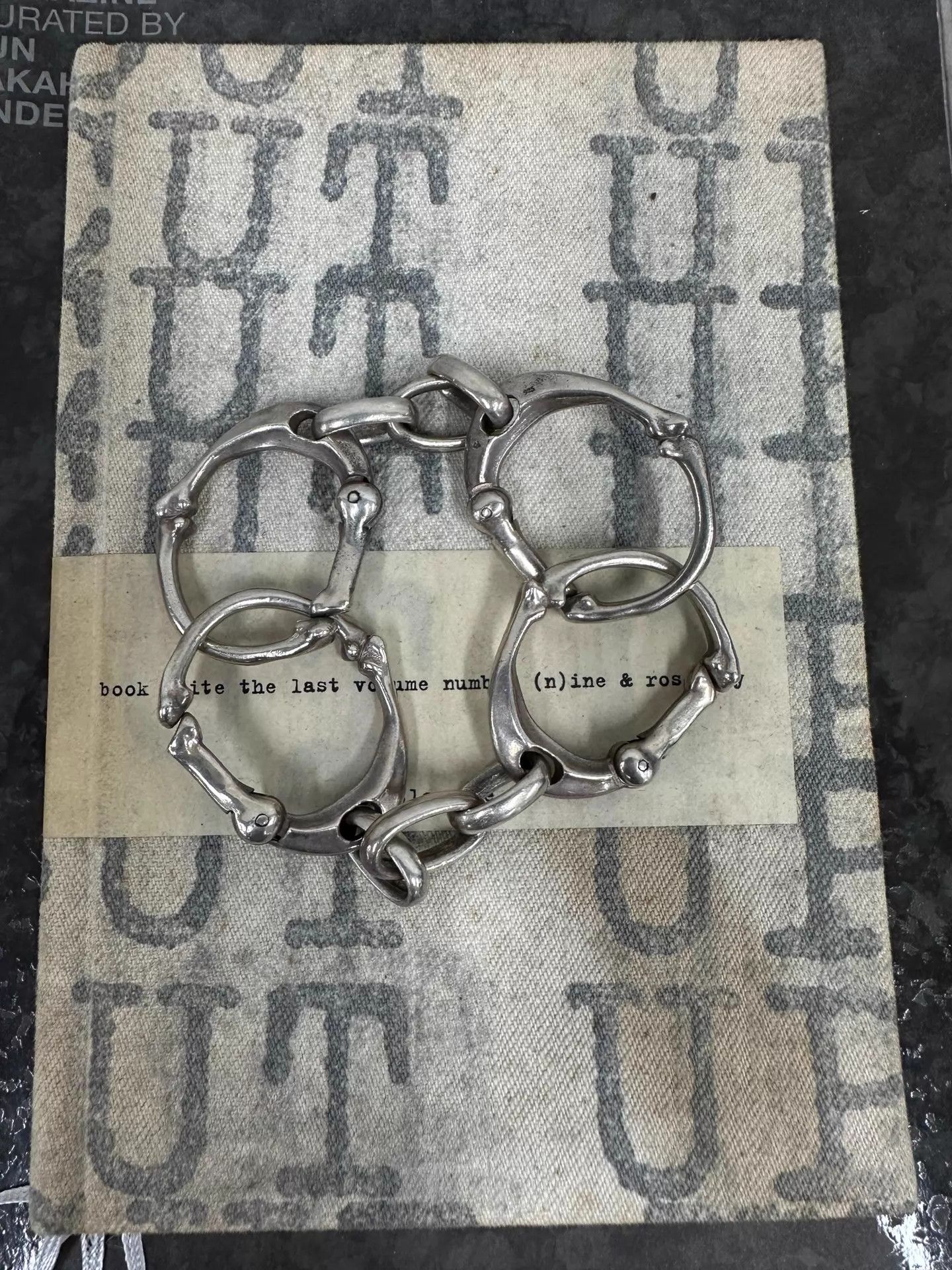 Takahiromiyashita The Soloist. The Soloist 925S Open Bone Bracelet L Keychain Size ONE SIZE - 1 Thumbnail