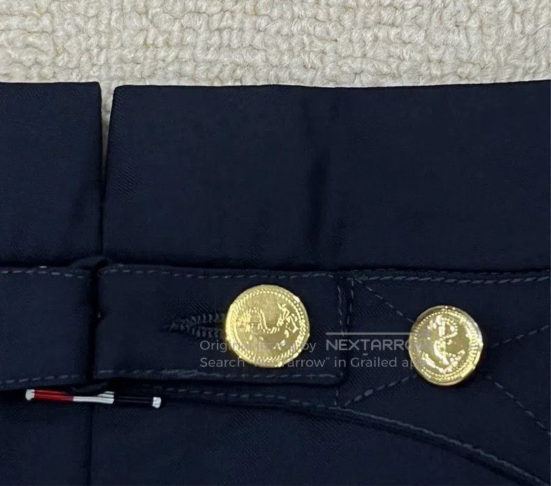 Thom Browne Thom Browne Navy Fringed Anchor Gold Button Casual 3/4 Bla Size 39" - 8 Thumbnail