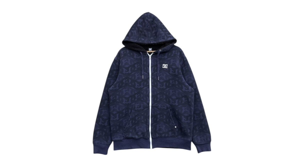 DC RARE🔥 DC full-zip hoodie with an all-over print logo pattern Size US M / EU 48-50 / 2 - 1 Thumbnail