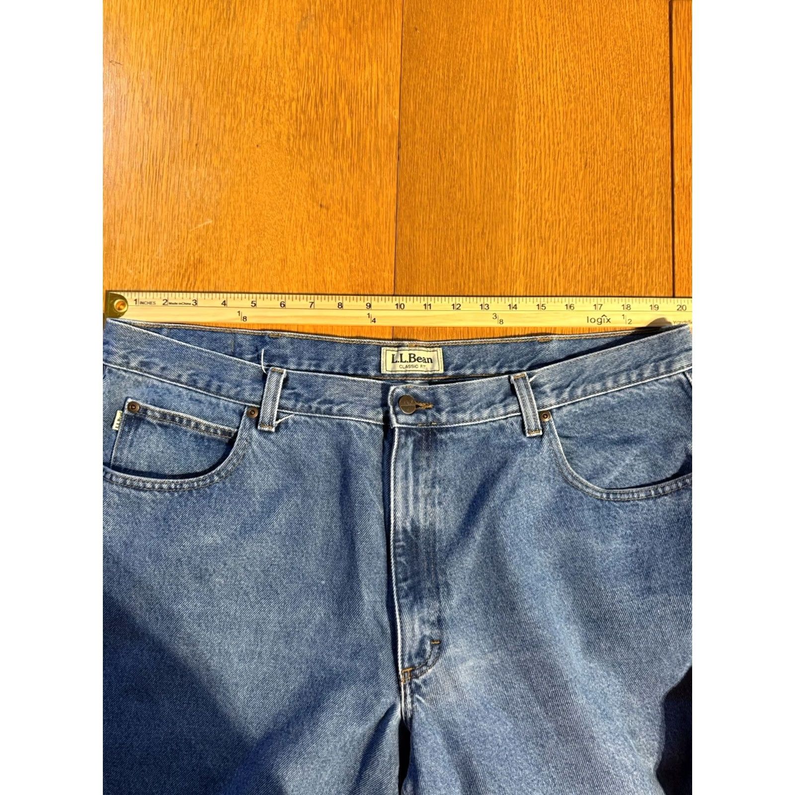 Vintage Item Specifications: Material: 100% Wool Size US 42 / EU 58 - 2 Thumbnail