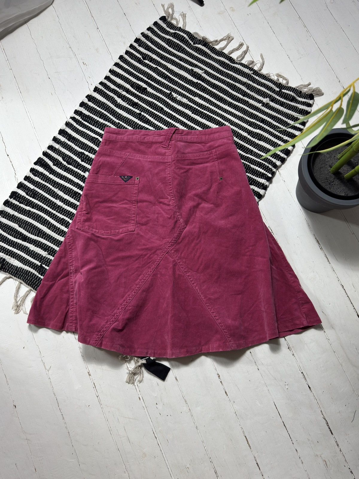 Morgan Homme VINTAGE MORGAN DE TOI VELVET MIDI SKIRT Size 32" / US 10 / IT 46 - 7 Thumbnail