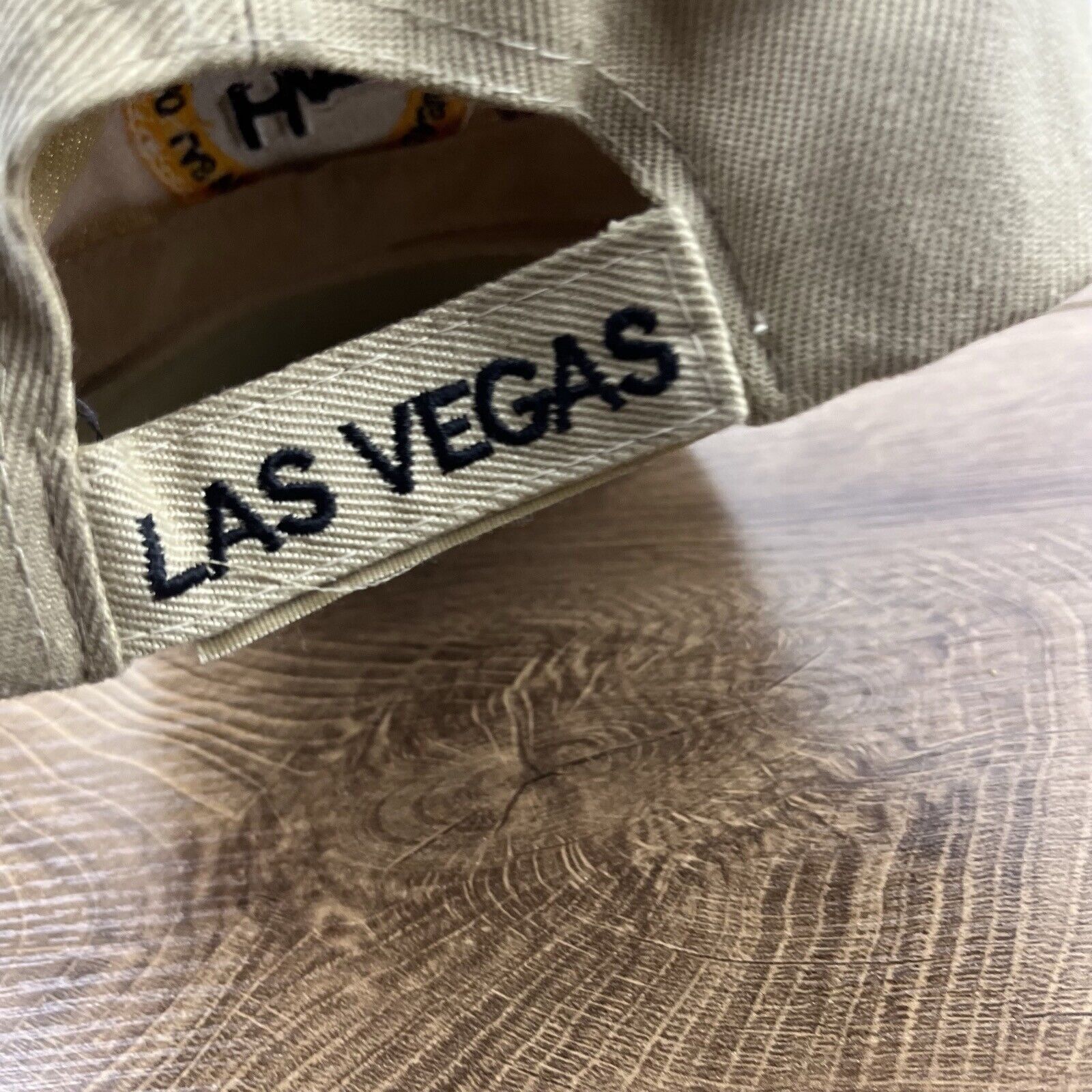 Other Las Vegas Hotel & Casino Hat Adjustable Hat Tan Hat Adjustab Size ONE SIZE - 9 Thumbnail