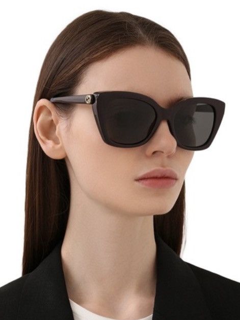 Gucci Gucci Sunglasses Women display picture 1
