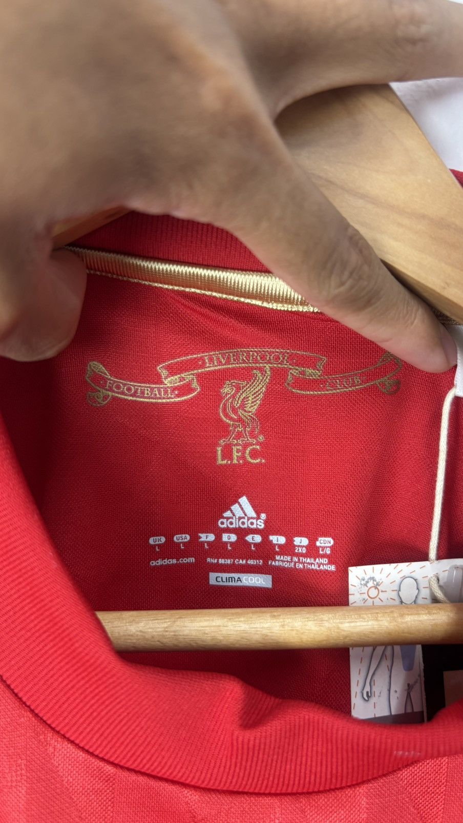 Adidas Liverpool 10/12 Home ( Gerrard ) Size US L / EU 52-54 / 3 - 14 Thumbnail