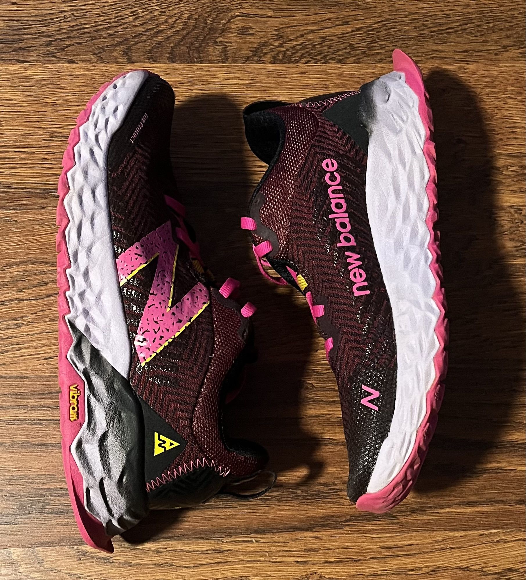 New Balance New Balance Fresh Foam Hierro v6 glow Trail Running Shoes Size US 5 / IT 35 - 2 Thumbnail