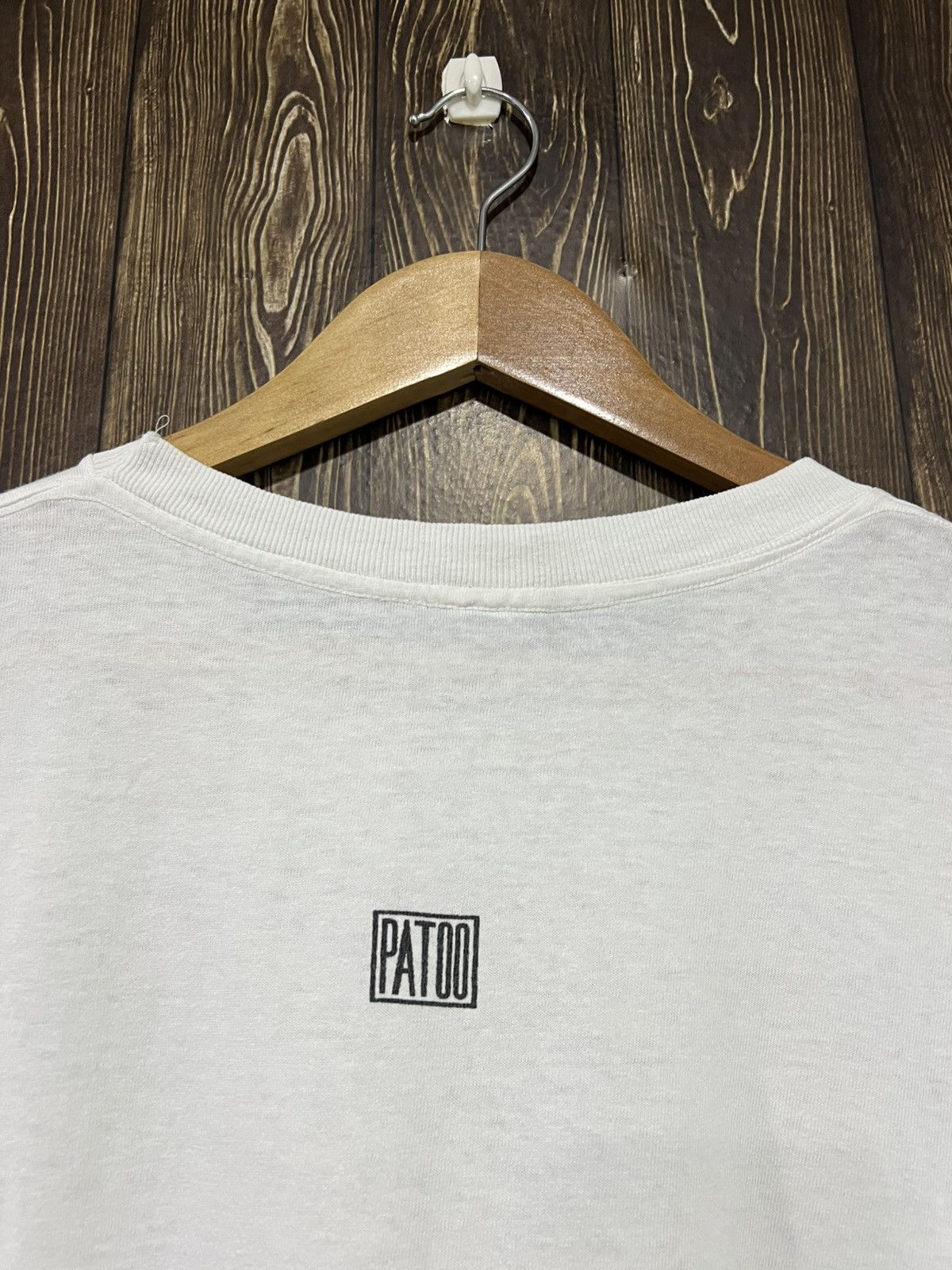 Vintage Vintage 90s Island Boyz Phototee Fotofolio Tshirt Size US L / EU 52-54 / 3 - 7 Thumbnail