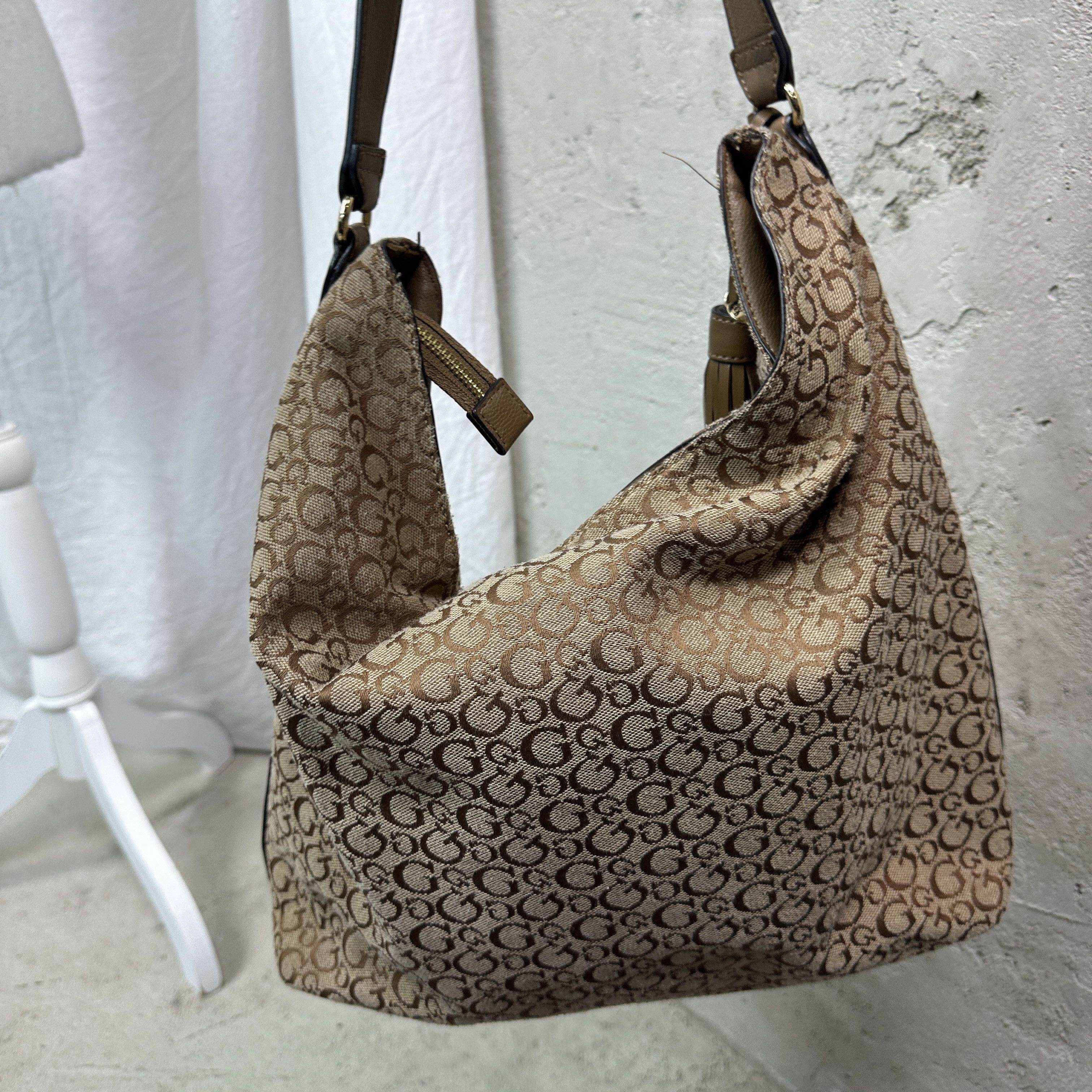 Vintage Avant Garde Guess Hobo Monogram Bag Y2K