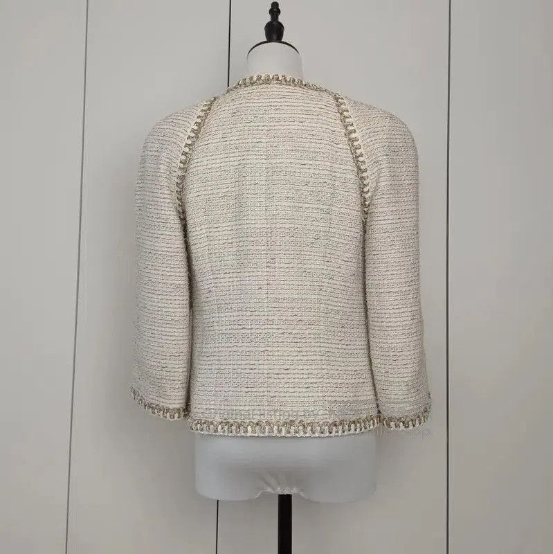 Chanel Chanel Beige Cotton Tweed Round Neck Jacket . Size S / US 4 / IT 40 - 2 Thumbnail