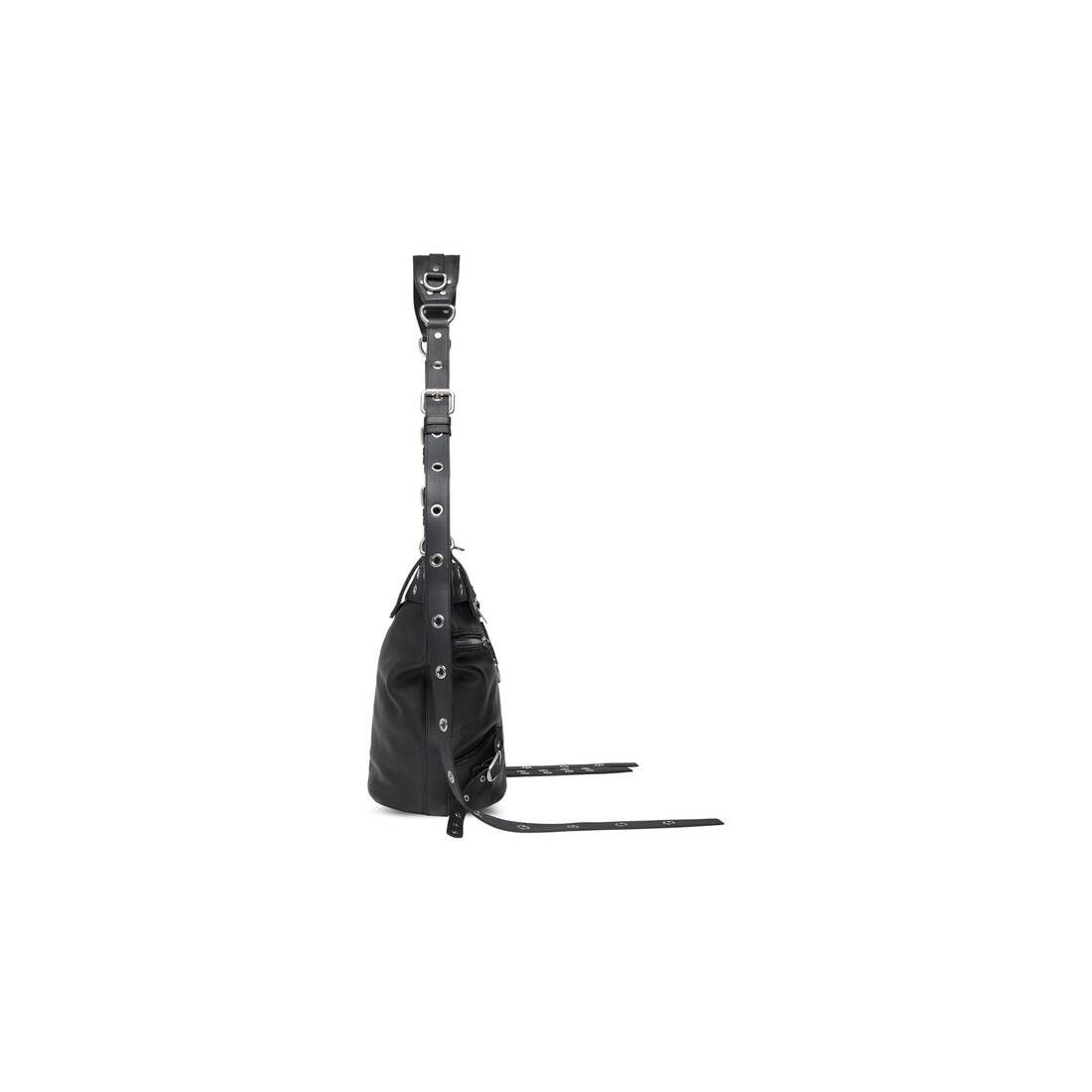 Balenciaga o1srvl11e0825 Size: OS / Emo Bucket Bag in Black Size ONE SIZE - 4 Thumbnail