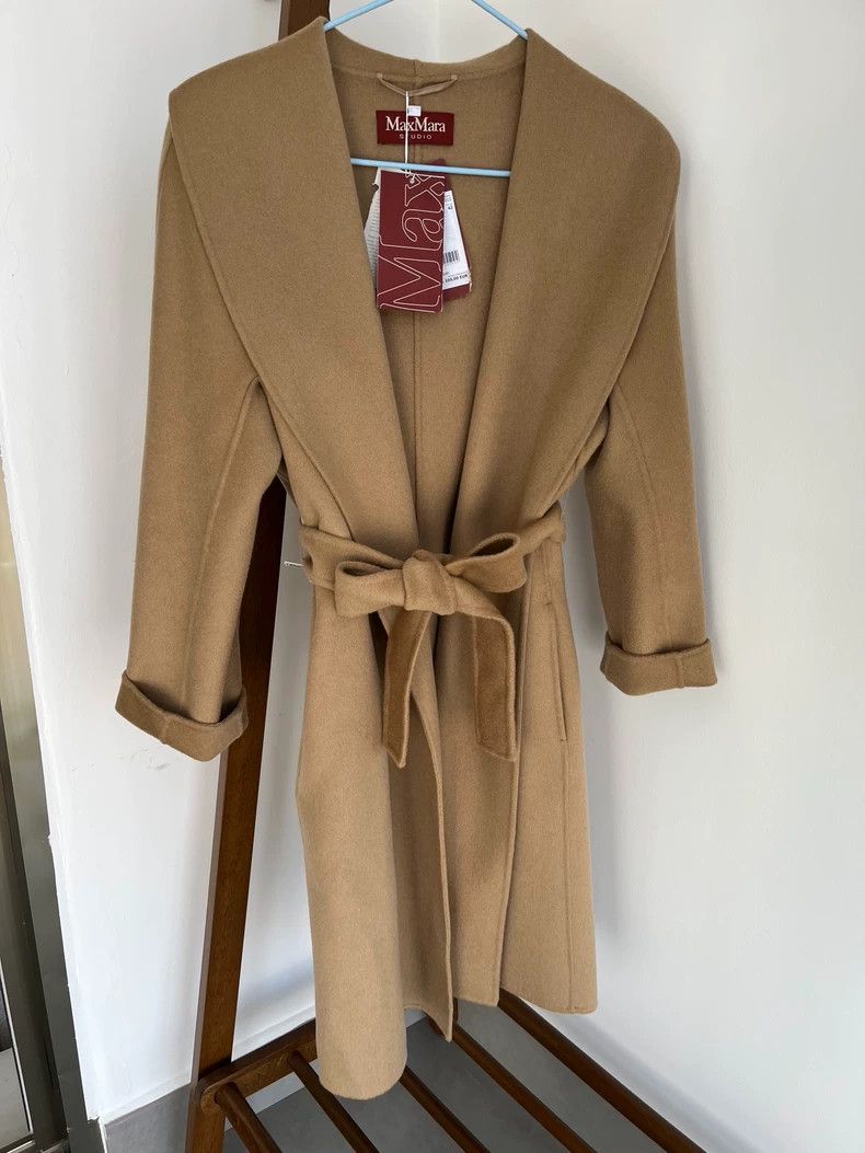 Max Mara Max Mara Classic bathrobe coat Size L / US 10 / IT 46 - 1 Thumbnail