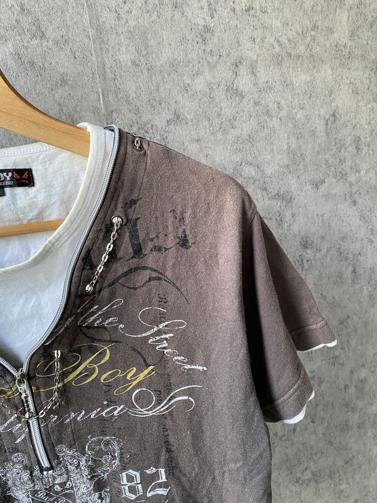Japanese Brand Badboy Y2k Style Poem Design Sunfaded T Shirt Size US M / EU 48-50 / 2 - 5 Thumbnail
