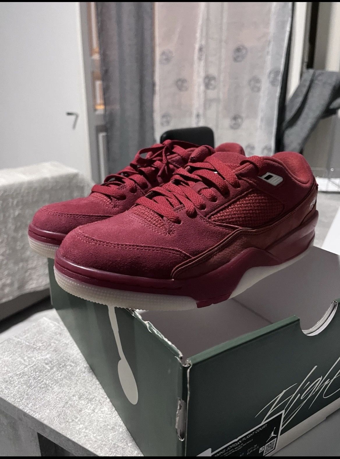 Jordan Brand Jordan flight Court Size US 7.5 / EU 40-41 - 2 Thumbnail
