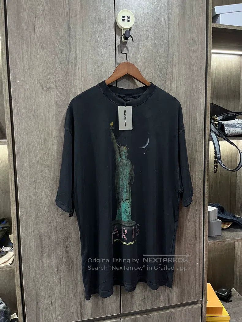 Balenciaga Statue of Liberty short sleeve