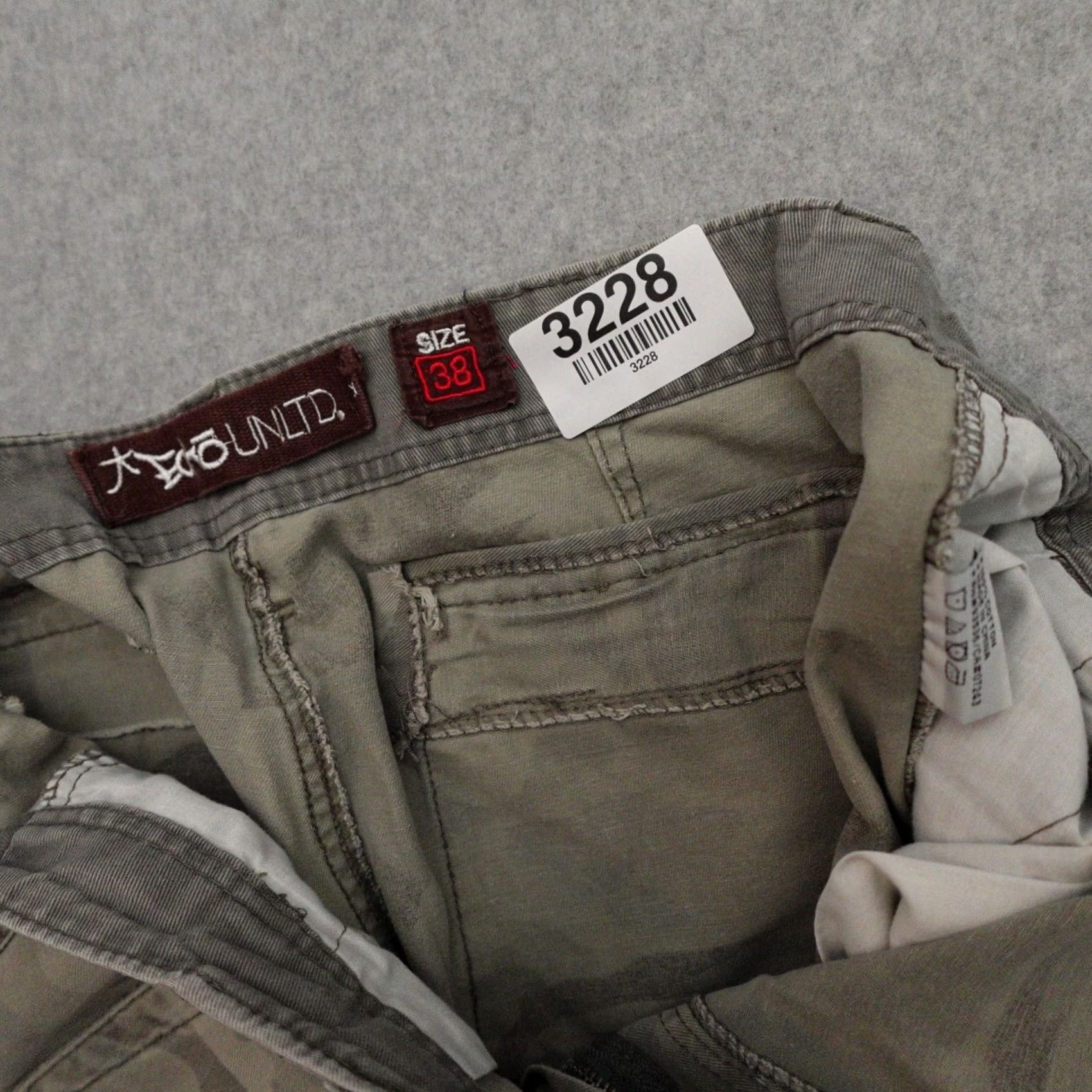 Ecko Unltd. Ecko Unlimited Cargo Shorts Men 38 Camo cargo Baggy Skate Y2K 38x21 Multicolor Size US 38 / EU 54 - 4 Thumbnail