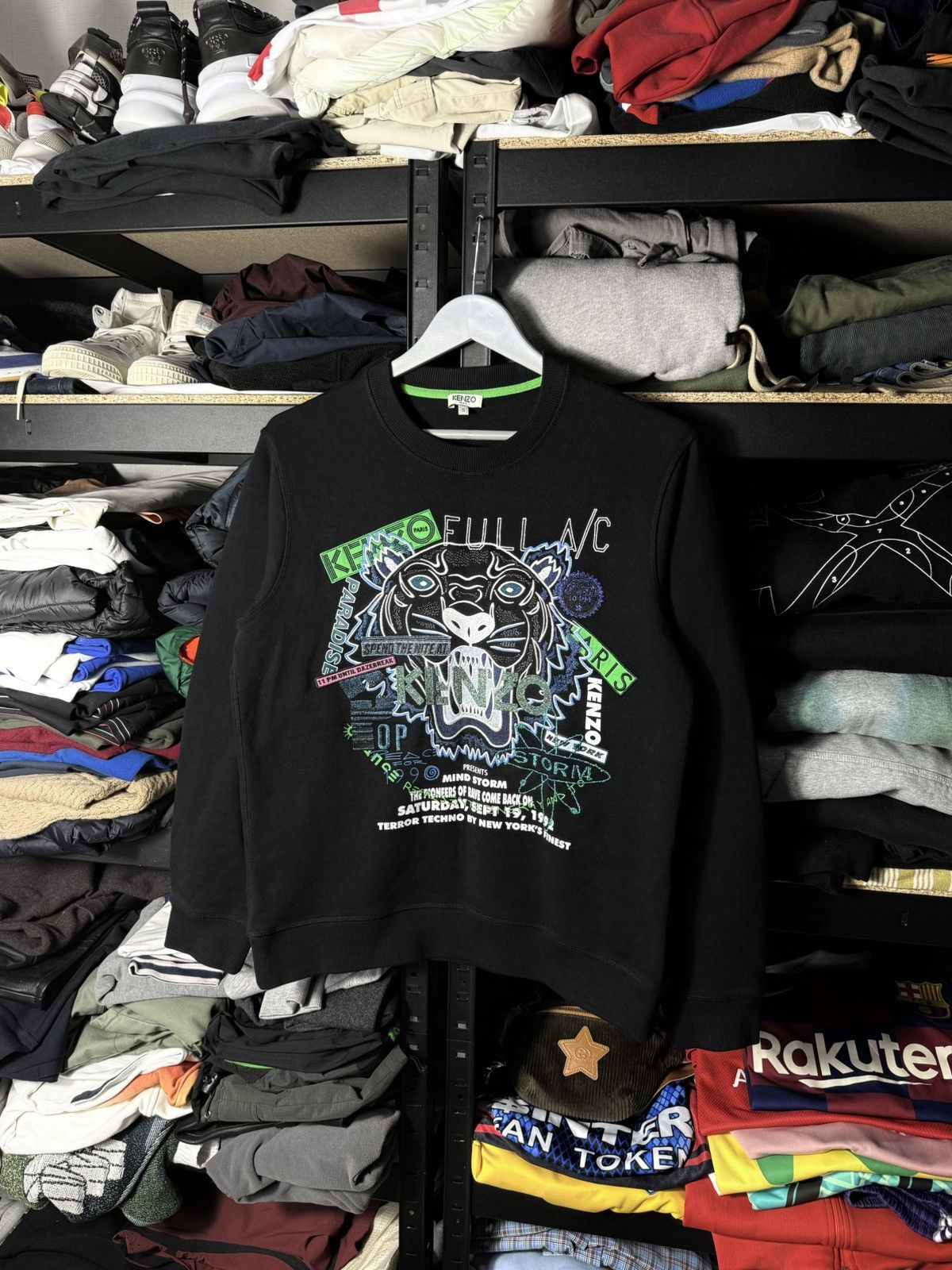 Kenzo Kenzo Paris Tiger Sweatshirt Black Graphic Crewneck Mens S Size US S / EU 44-46 / 1 - 1 Thumbnail