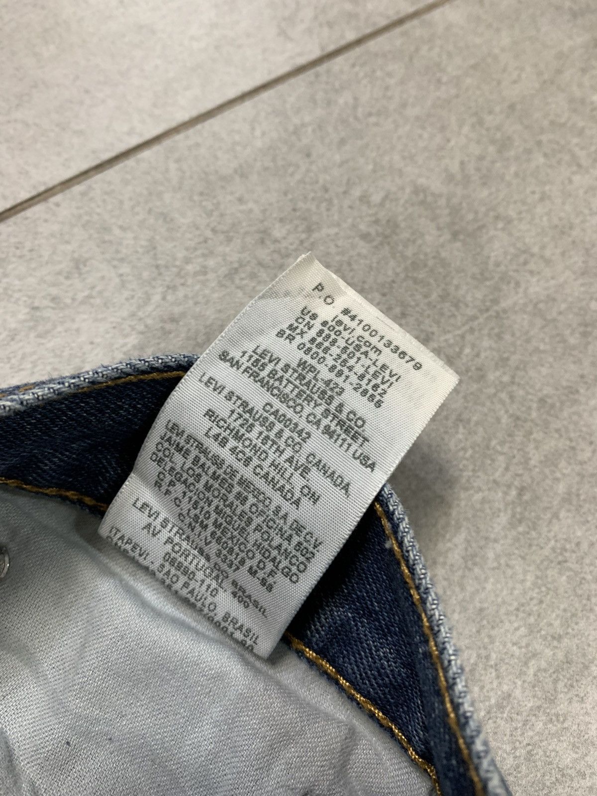 Levi's Vintage Clothing Y2k vintage 00s Blue Levi 505 straight wide leg Denim jeans Size US 30 / EU 46 - 8 Thumbnail