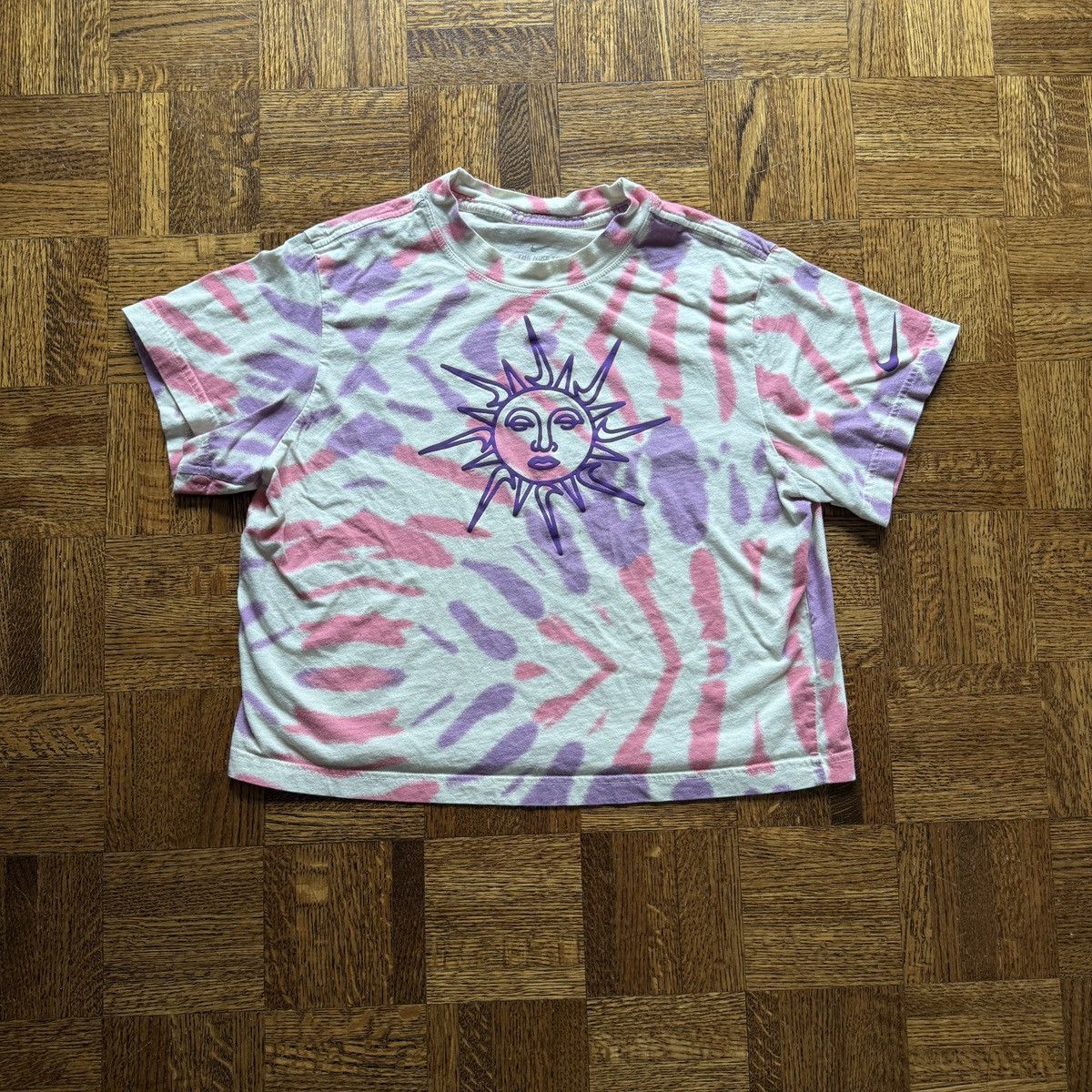 Nike Nike Tye Dye Sun Crop Top Graphic Tee Girls Large Size S / US 4 / IT 40 - 1 Thumbnail