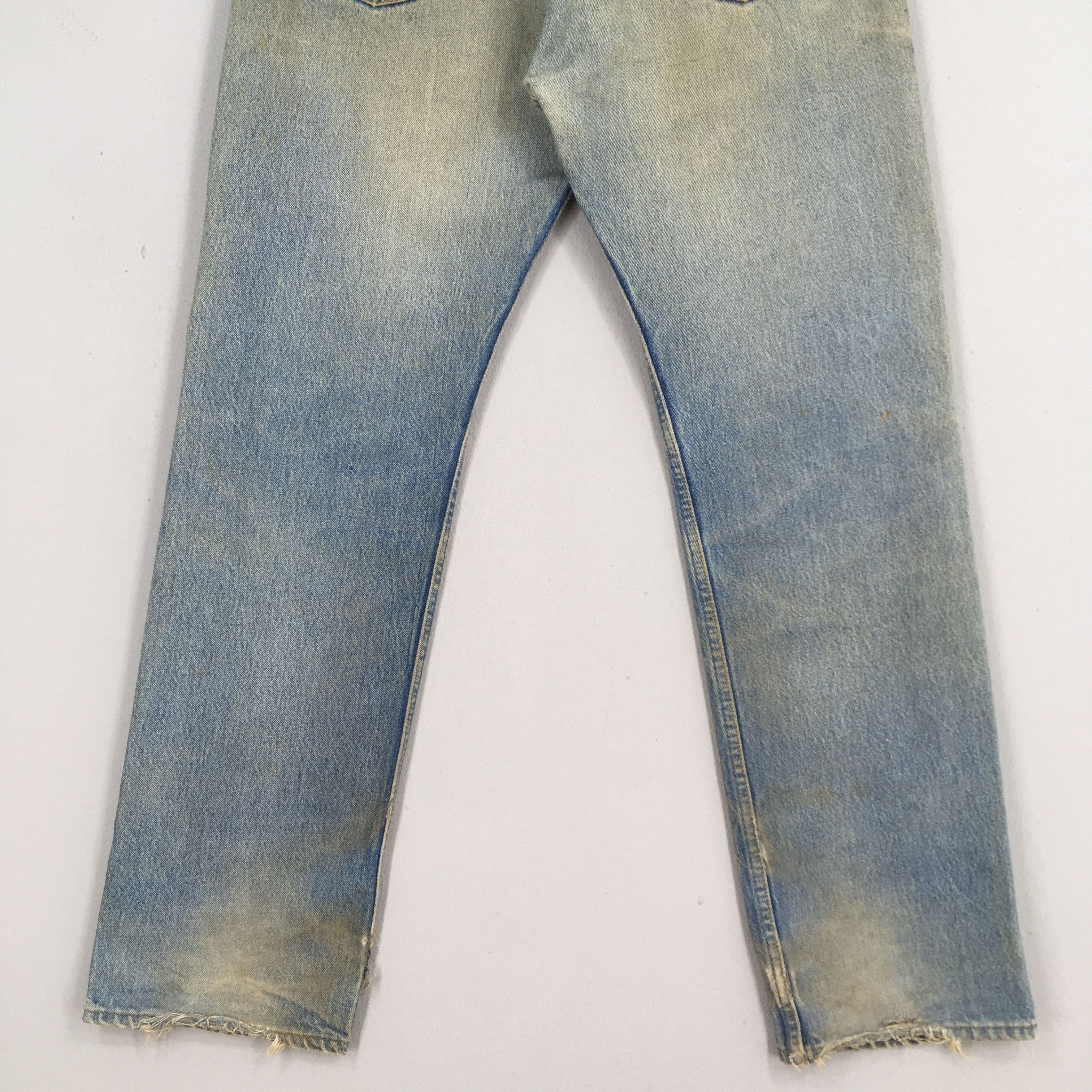 Levi's ize 32x30.5 Vintage 90s Levi's 501 Distressed Jeans S2017 Size US 32 / EU 48 - 9 Thumbnail