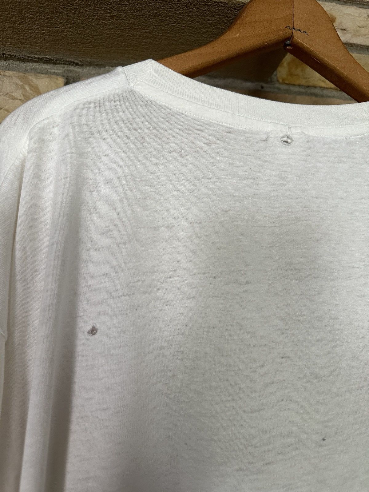 Vintage Vintage 90s Ireland Celtic Logo Graphic Tee Size US XL / EU 56 / 4 - 8 Thumbnail