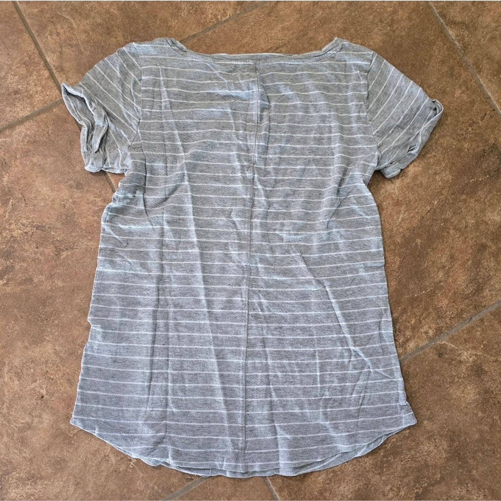 Banana Republic Light Grey Striped BR Short Sleeve Size XS / US 0-2 / IT 36-38 - 2 Thumbnail