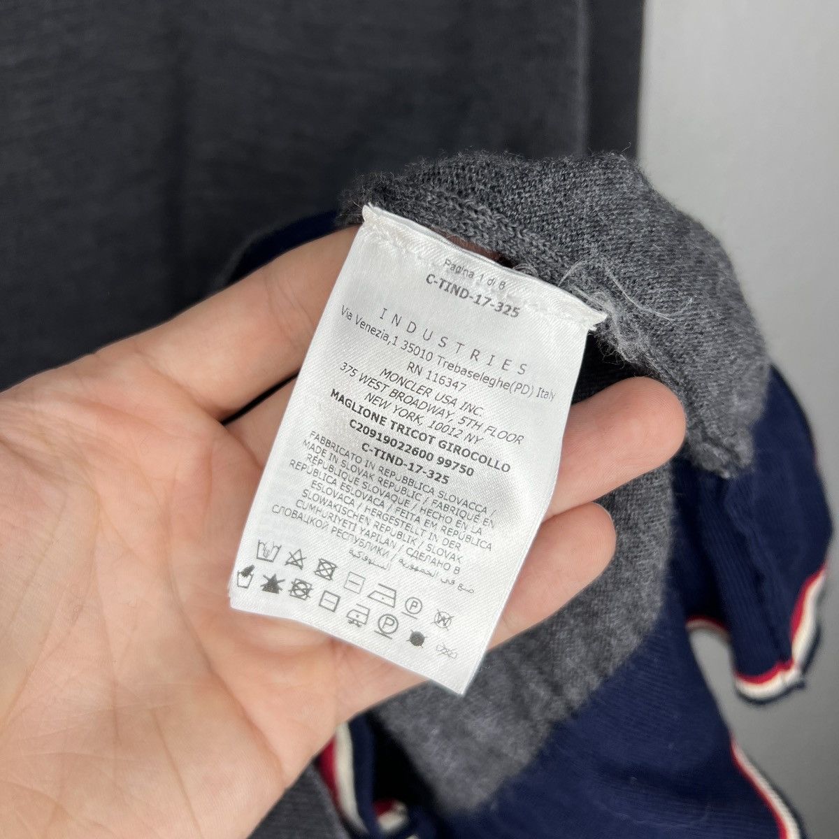 Moncler Moncler Maglione Tricot Girocollo 3M Patch Logo Wool Sweater Size US M / EU 48-50 / 2 - 8 Thumbnail