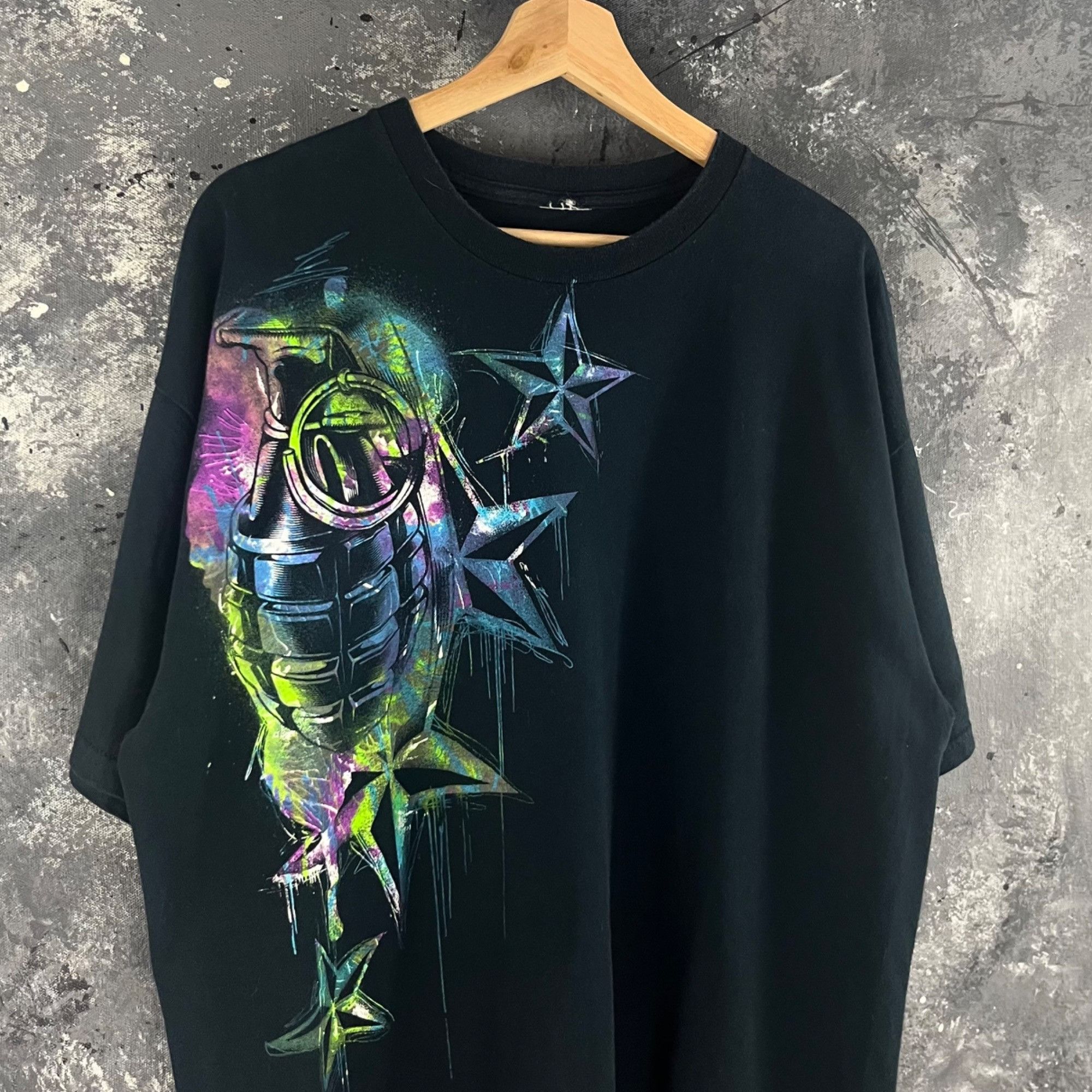 Vintage Vintage Y2K Star Grenade shirt Size US XL / EU 56 / 4 - 2 Thumbnail